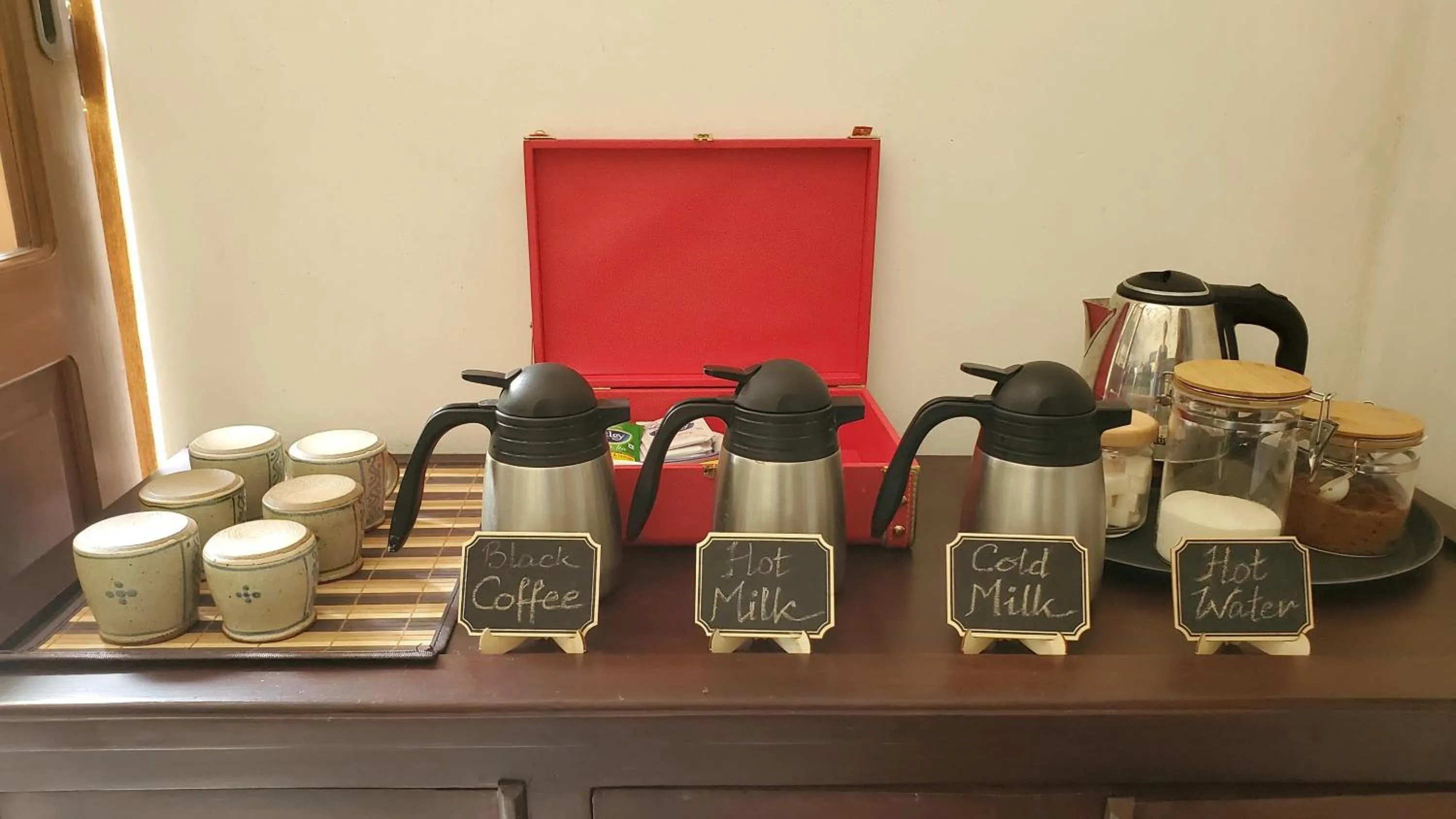 Coffee/tea facilities in Kariappa House