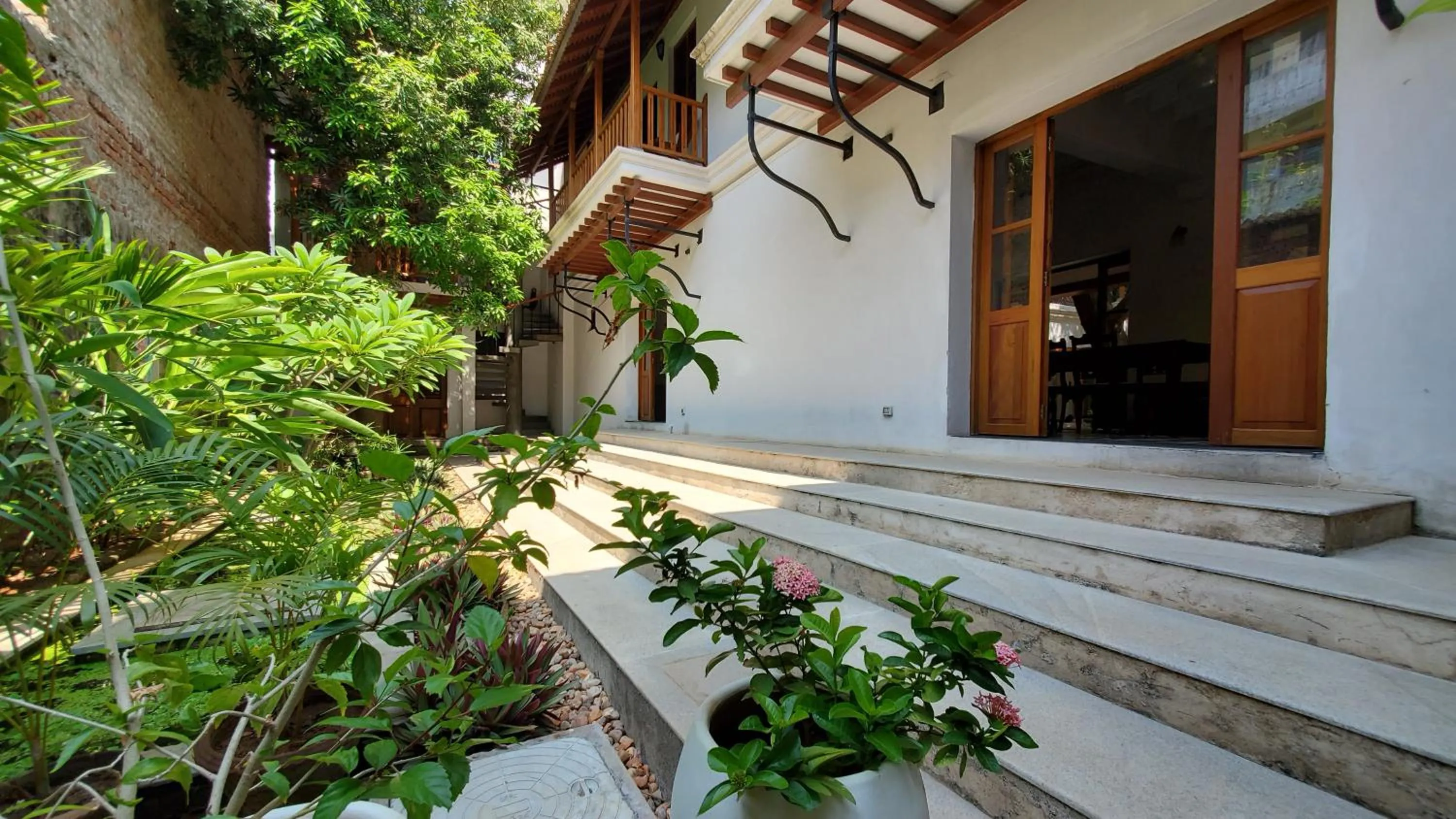 Property building in Kariappa House