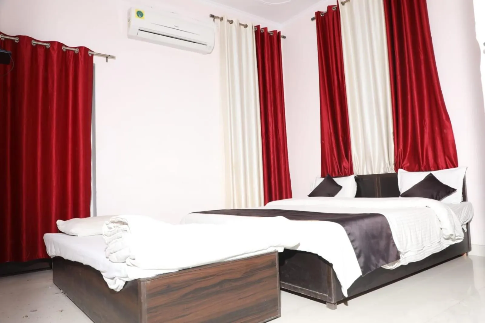 Bed in The Forest View Resort