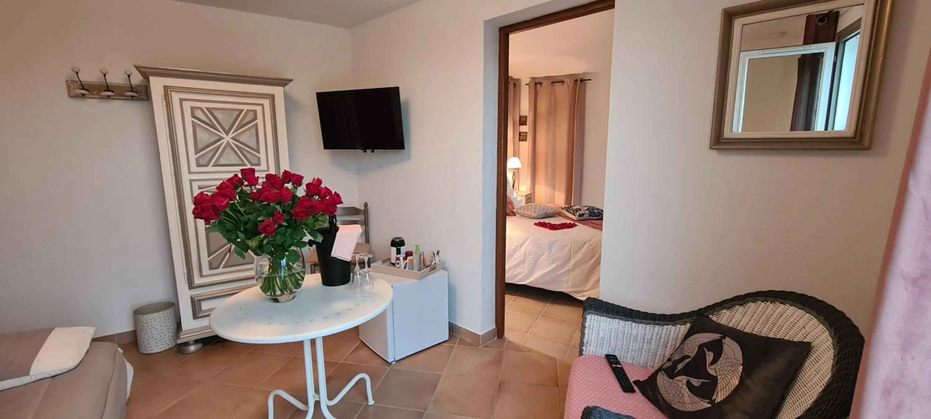 Living room in Corniche du Paradis