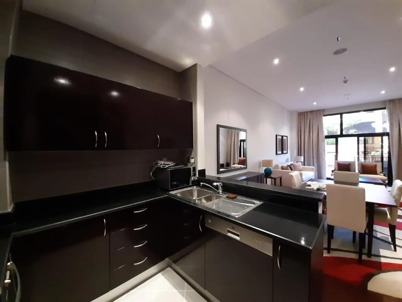 Luxe Getaways Royal Amwaj Palm Jumeirah Resort Apartment Holiday Home