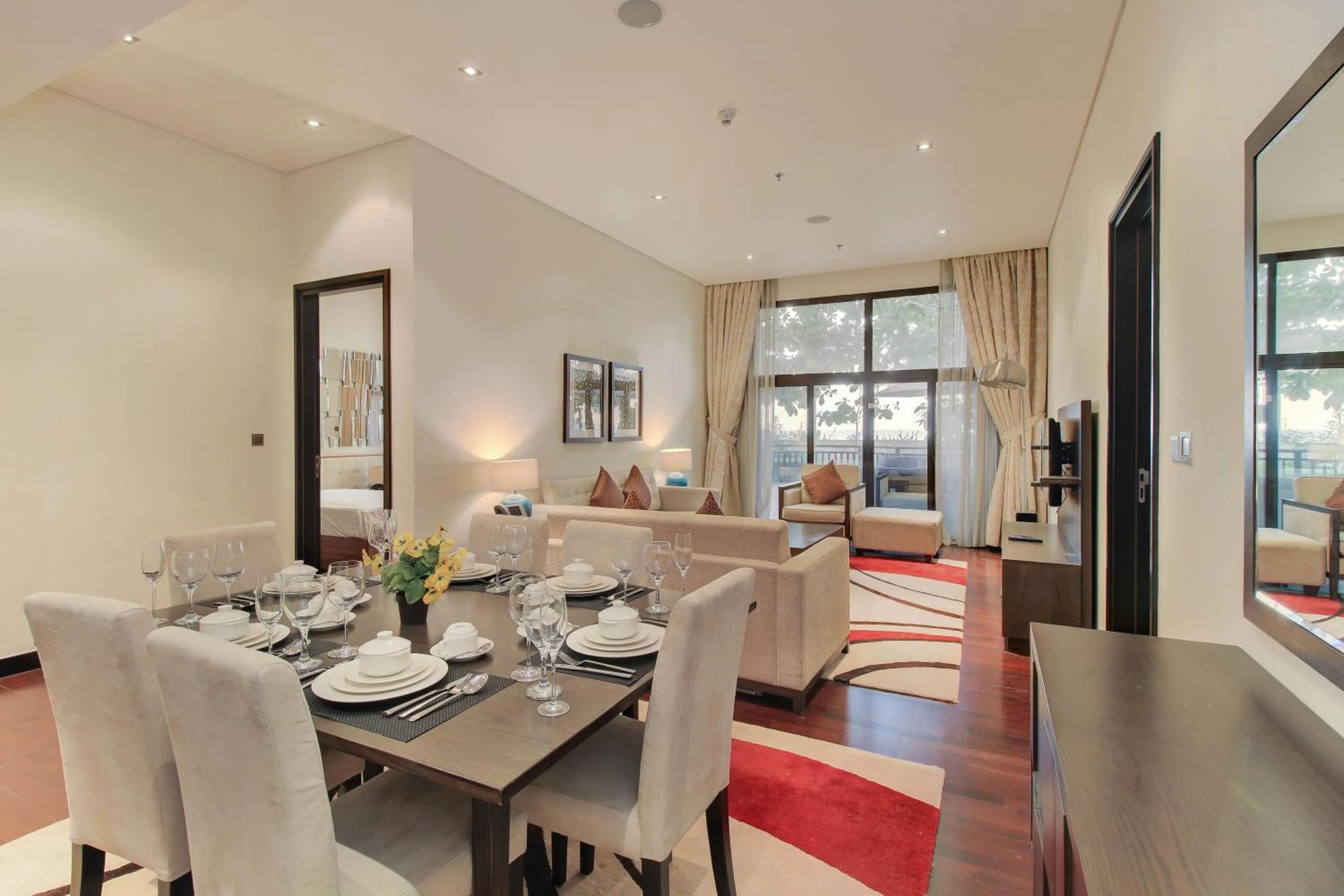 Luxe Getaways Royal Amwaj Palm Jumeirah Resort Apartment Holiday Home