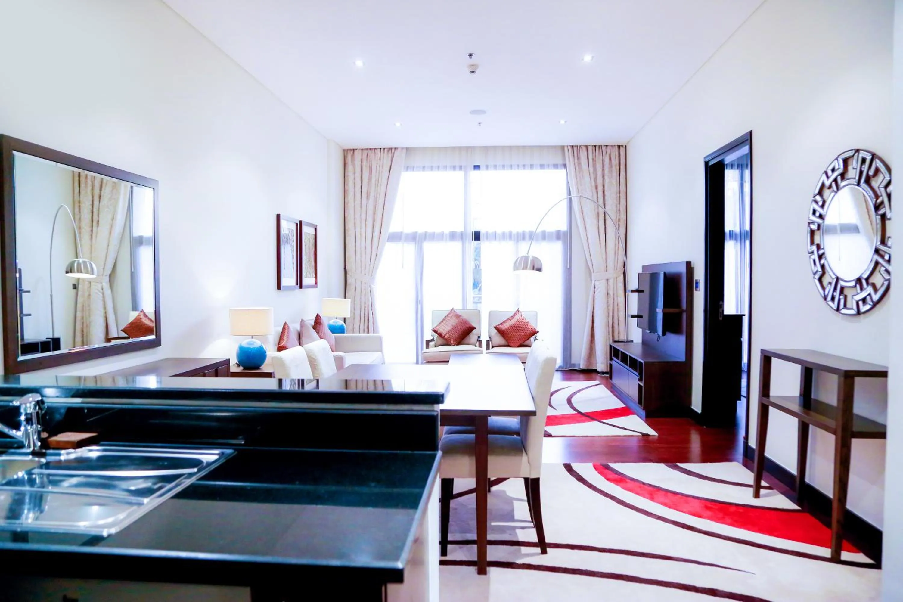 Bed in Luxe Getaways Royal Amwaj Palm Jumeirah Resort Apartment Holiday Home