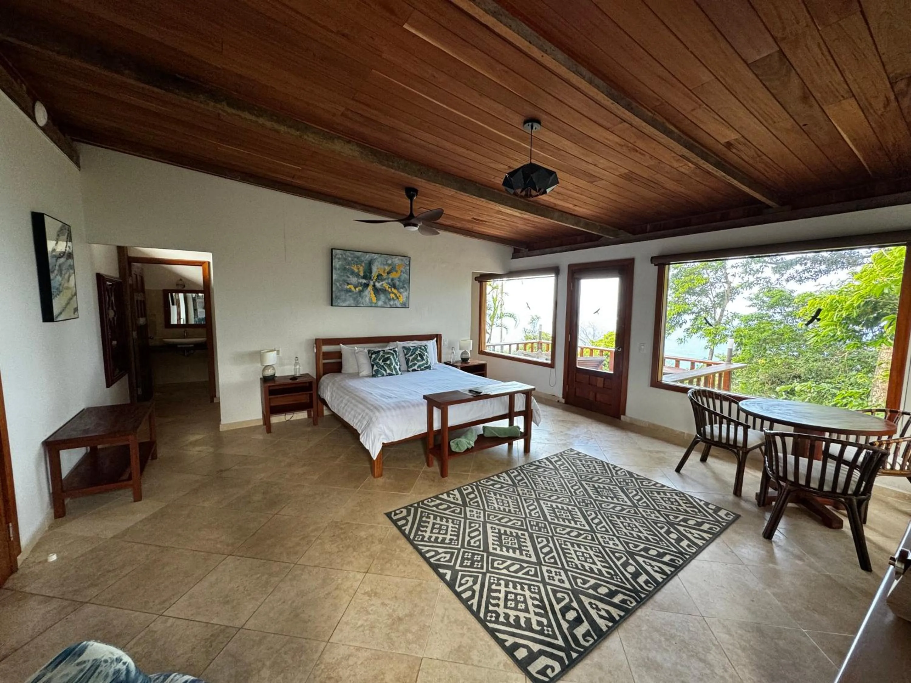 Bedroom, Bed in Ciel y Miel