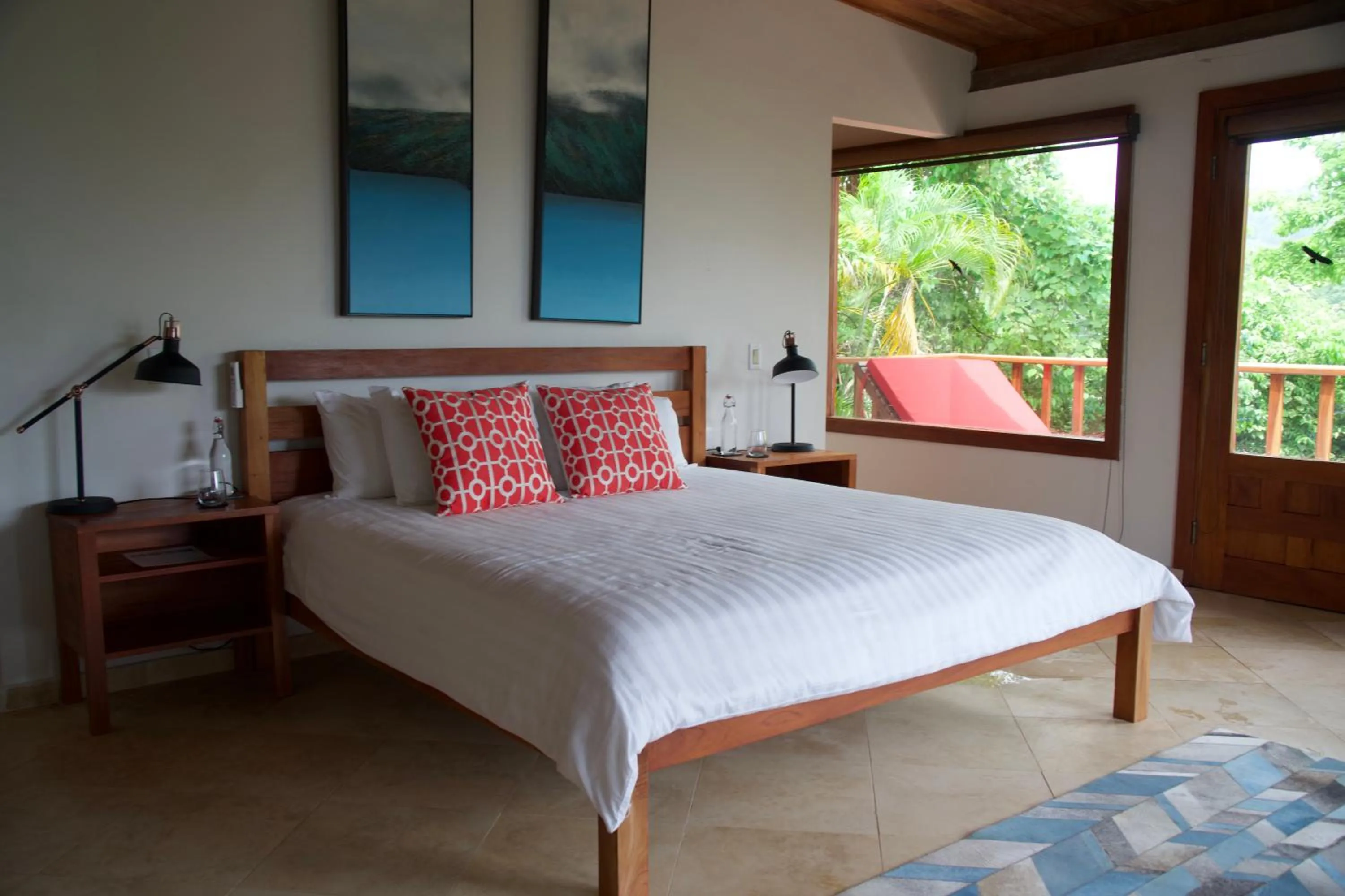 Bedroom, Bed in Ciel y Miel