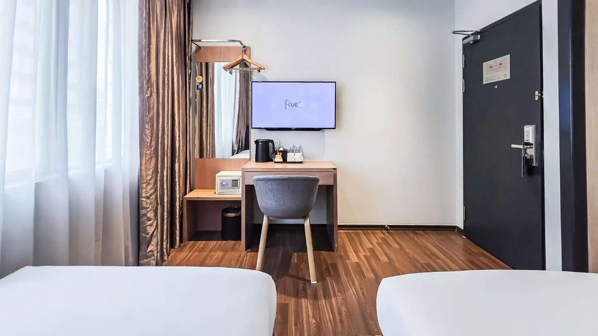 TV and multimedia, Bed in Fives Hotel Johor Bahru City Centre