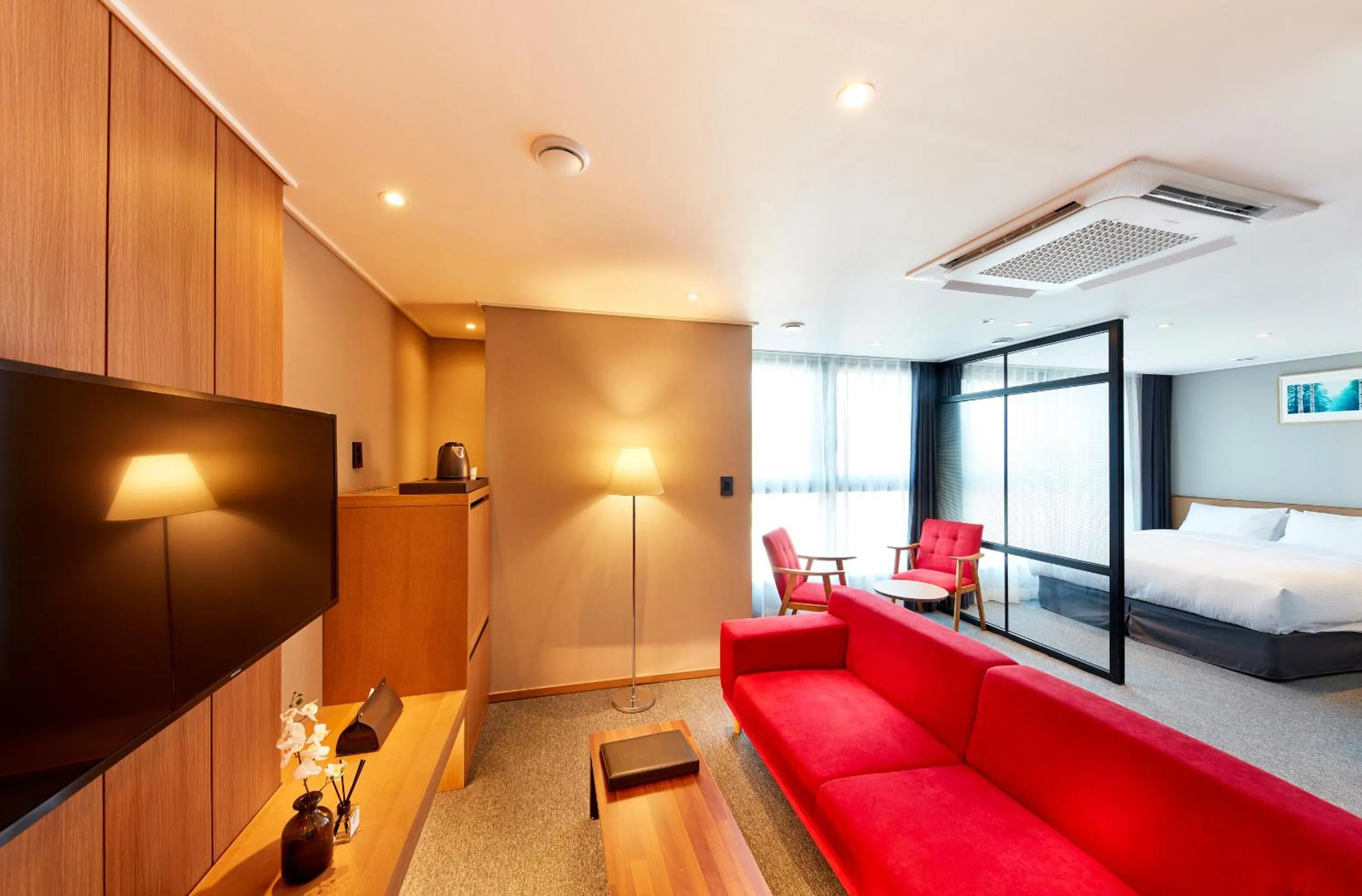 TV and multimedia, Bed in Ramada by Wyndham Gumi