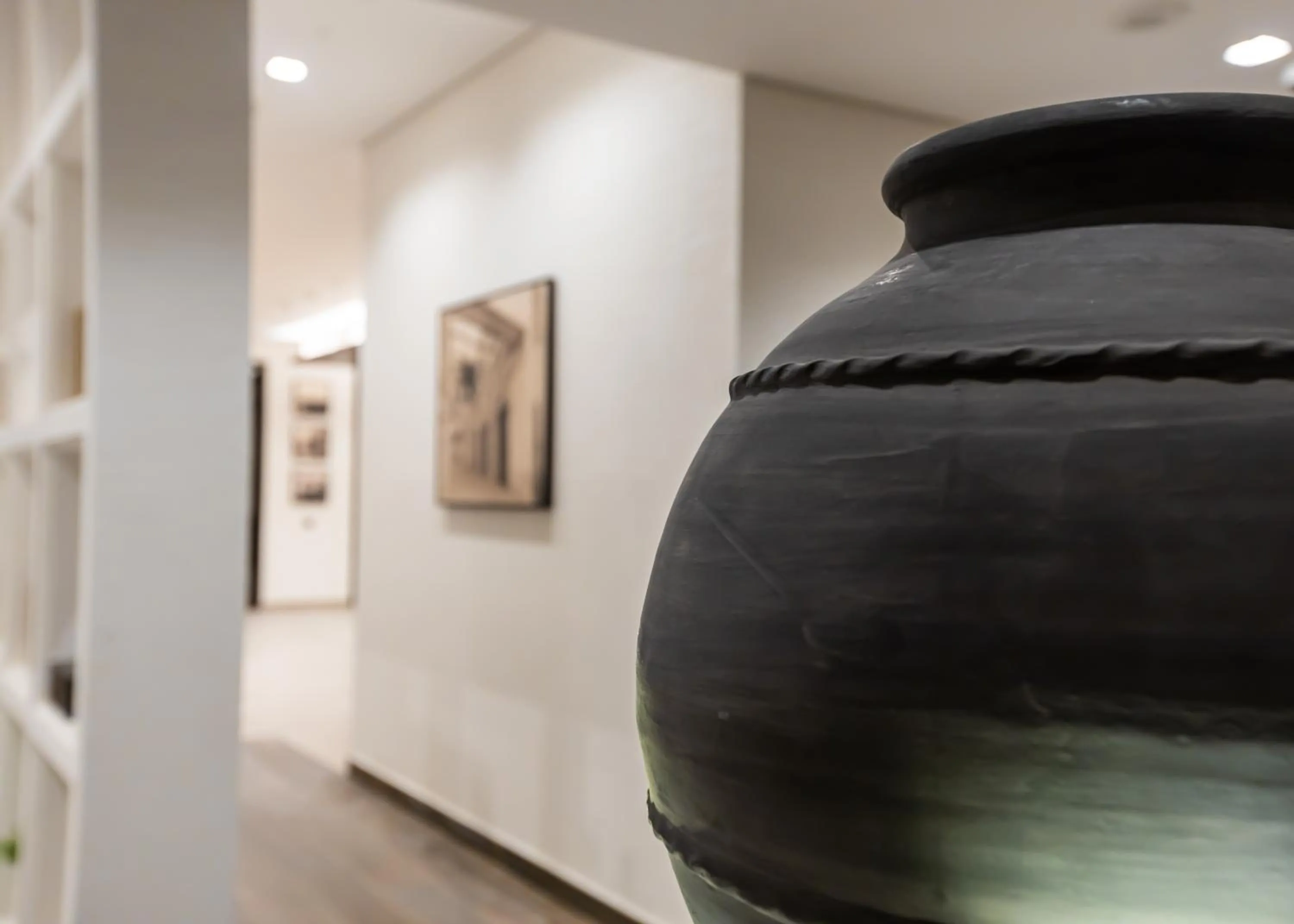 Decorative detail in ibis Styles Dubai Gold District