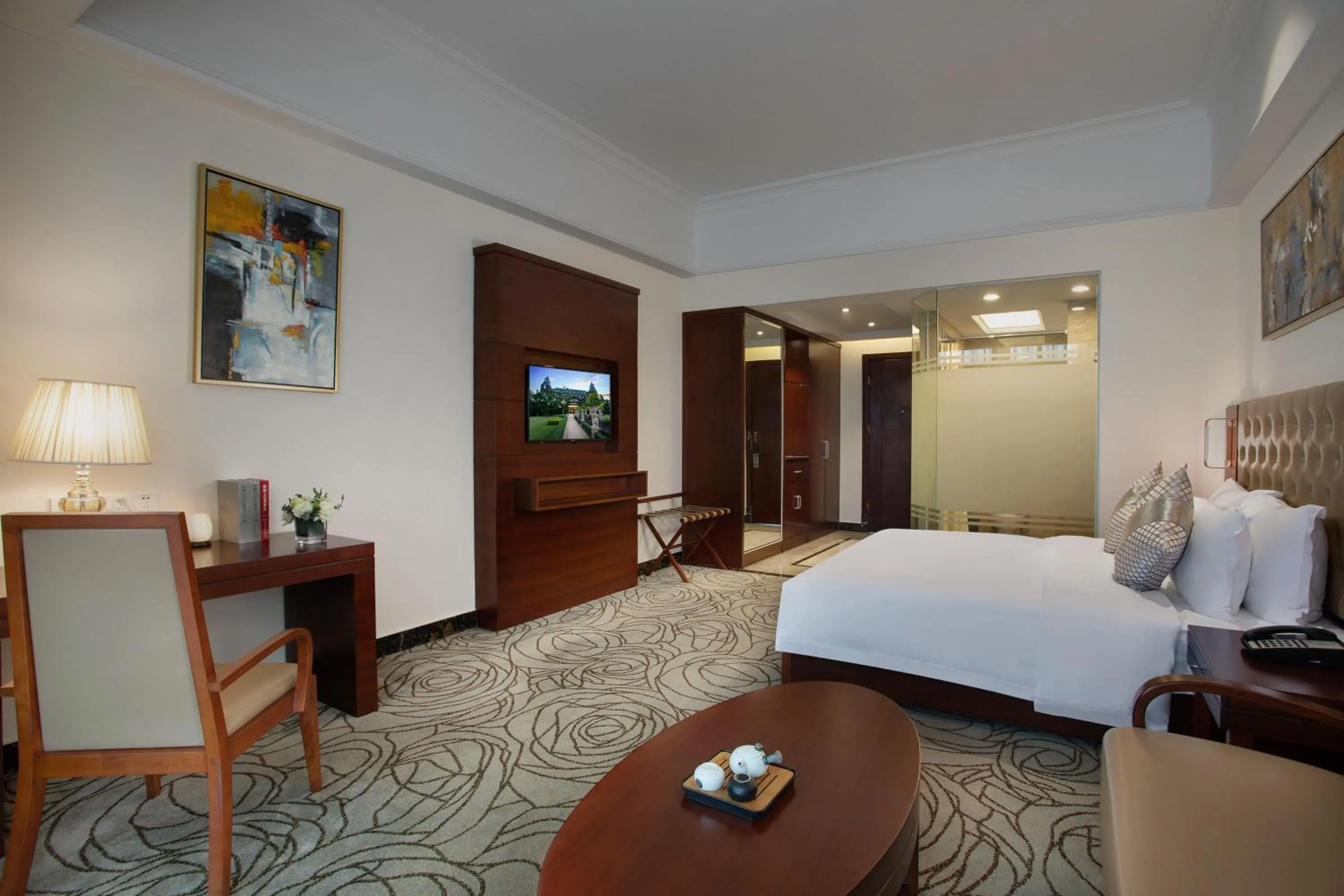 Photo of the whole room, Bed in Wyndham Garden Haikou South
