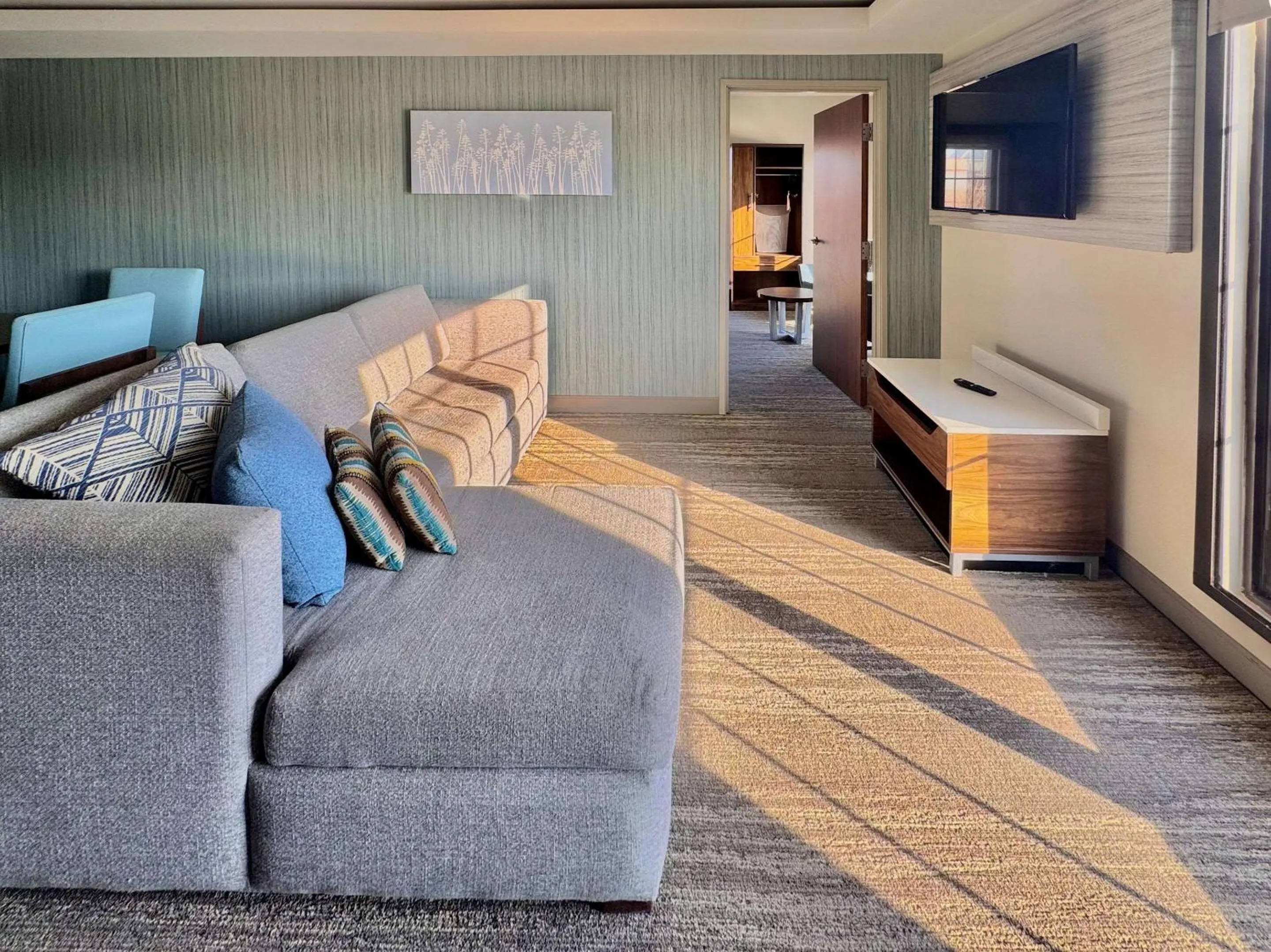 Bedroom in Sleep Inn Oakbrook Terrace - Chicago