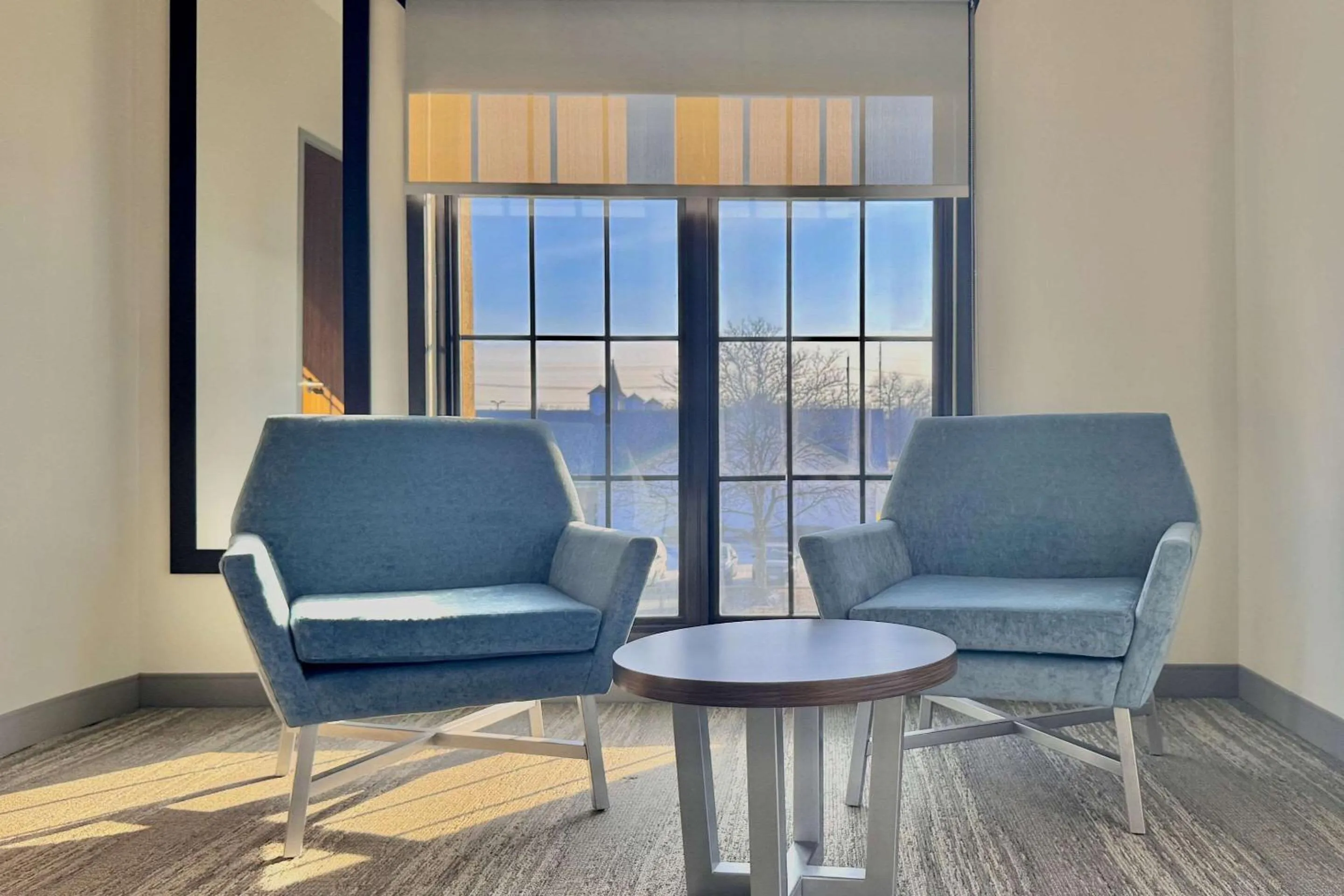 Bedroom in Sleep Inn Oakbrook Terrace - Chicago