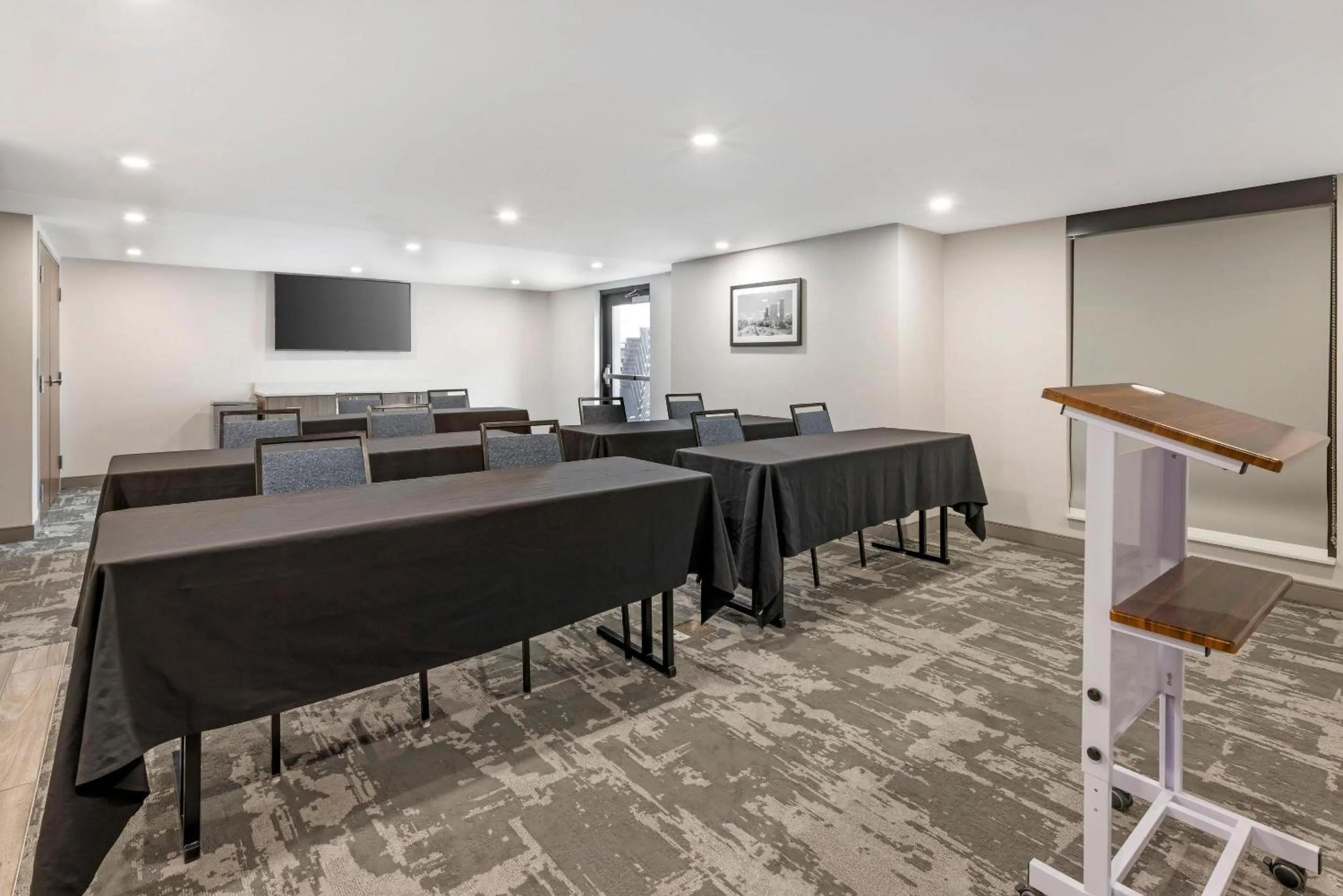 Meeting/conference room in Sleep Inn Oakbrook Terrace - Chicago