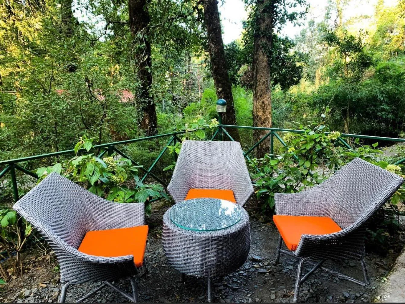 Balcony/Terrace in Ayar Jungle Resort
