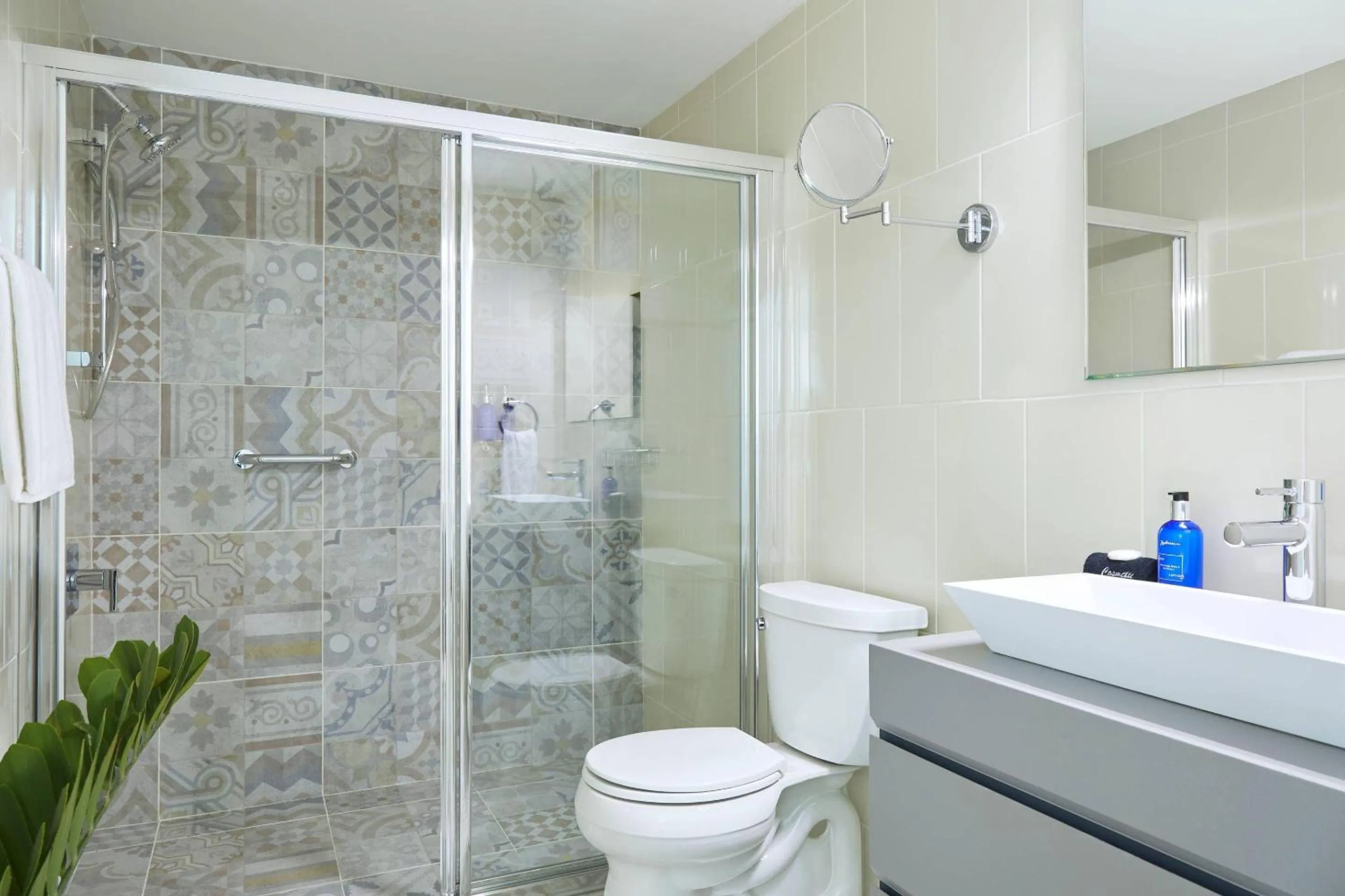 Bedroom in Radisson Blu Aruba