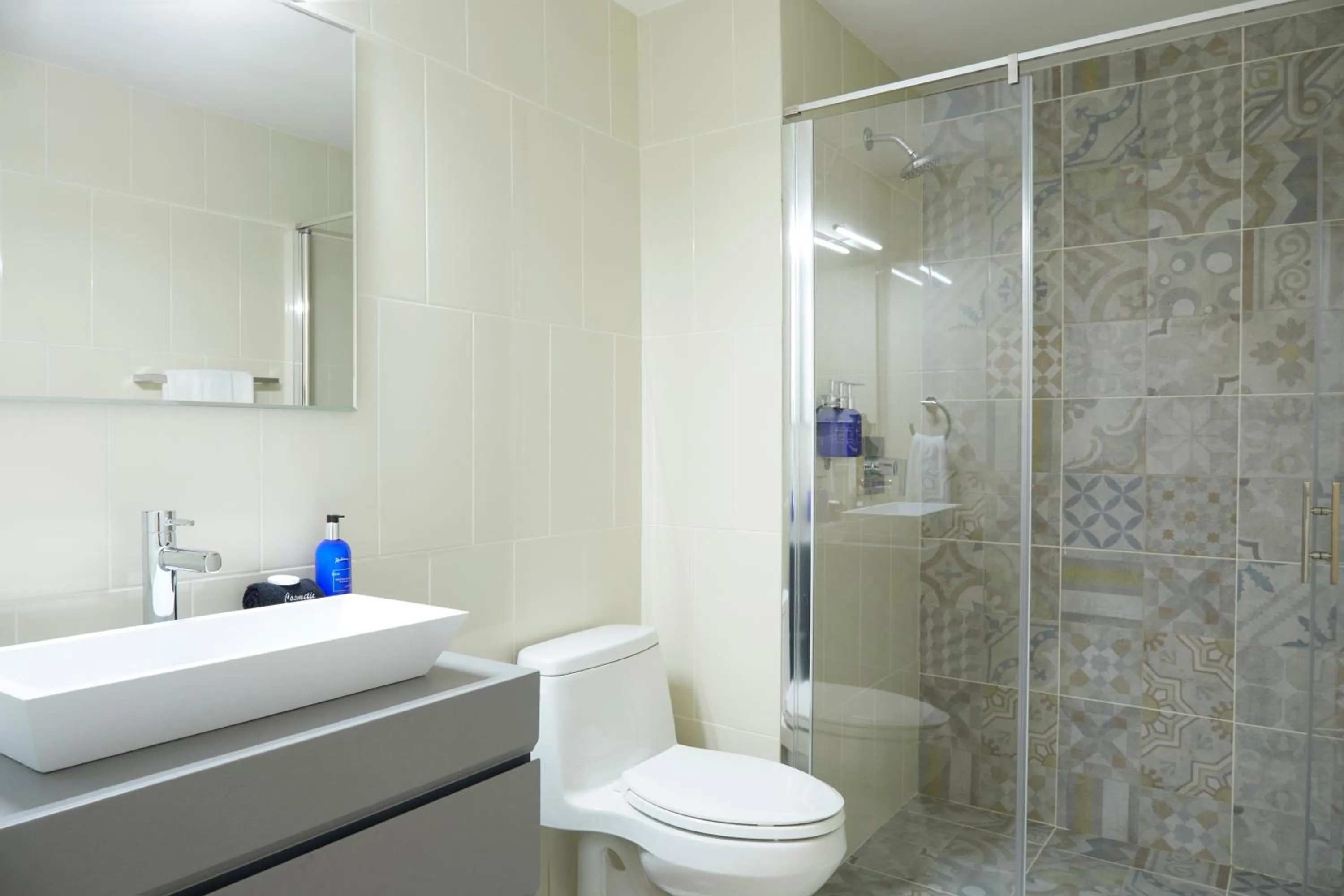 Bathroom in Radisson Blu Aruba