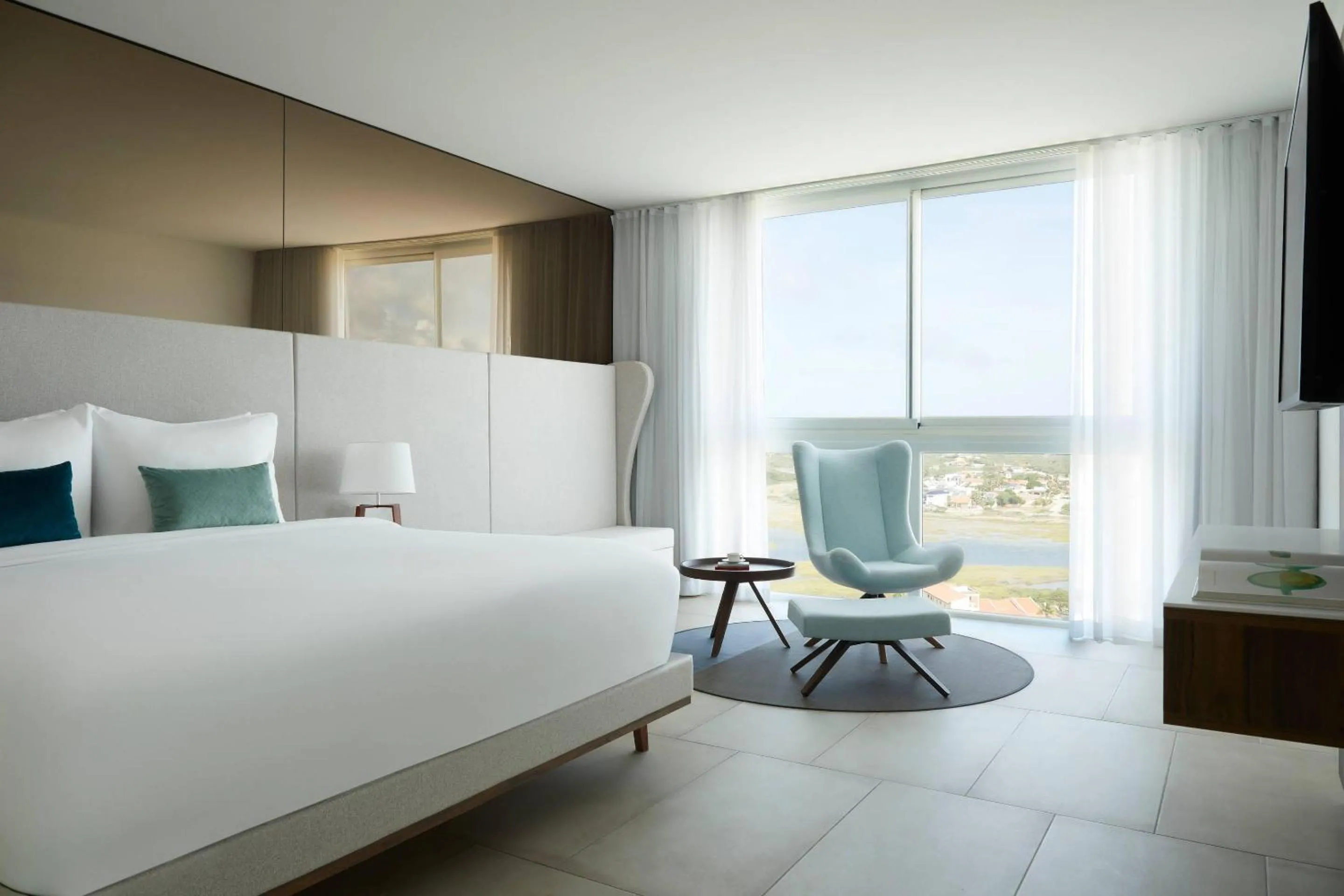 Bed in Radisson Blu Aruba