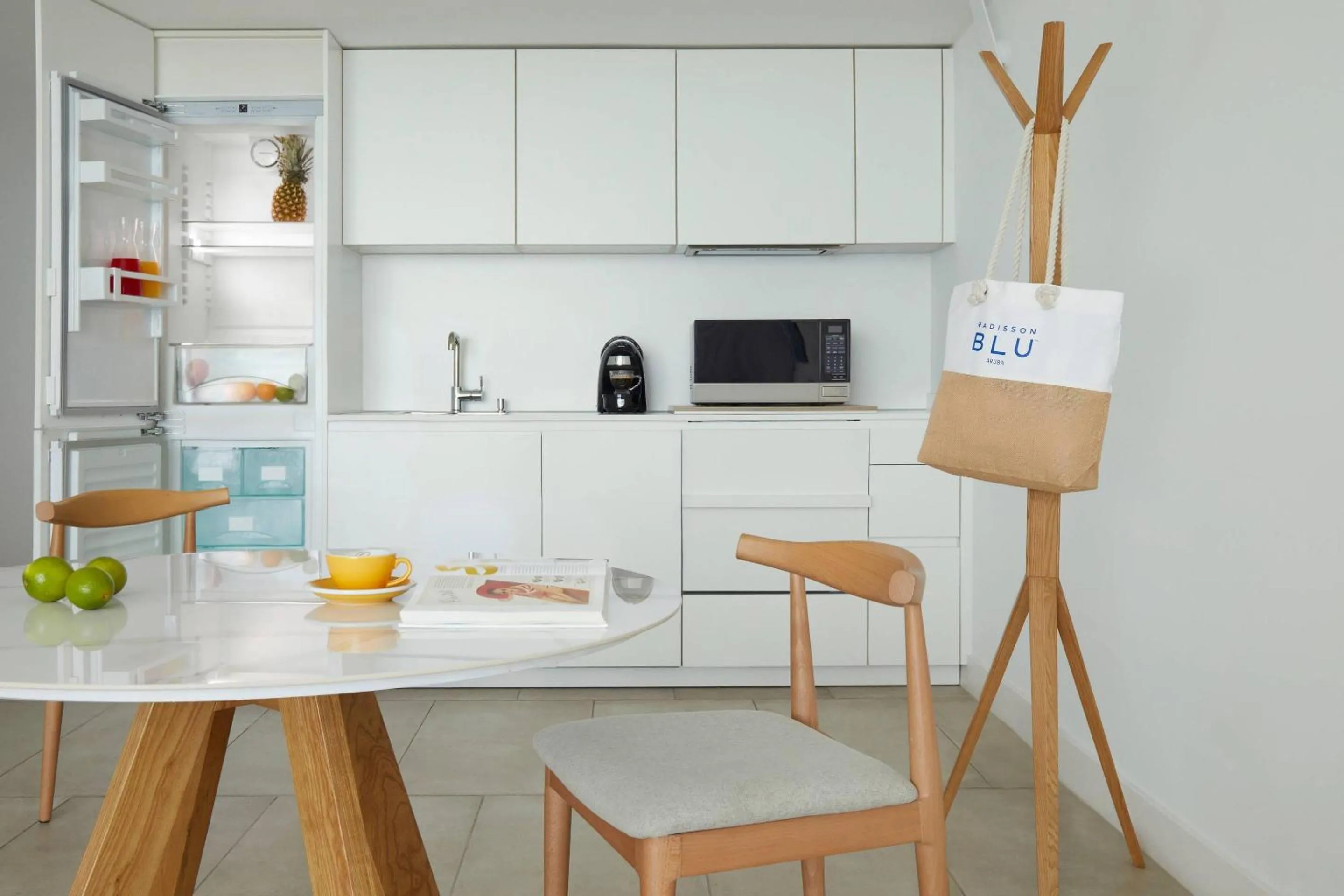 Bedroom in Radisson Blu Aruba