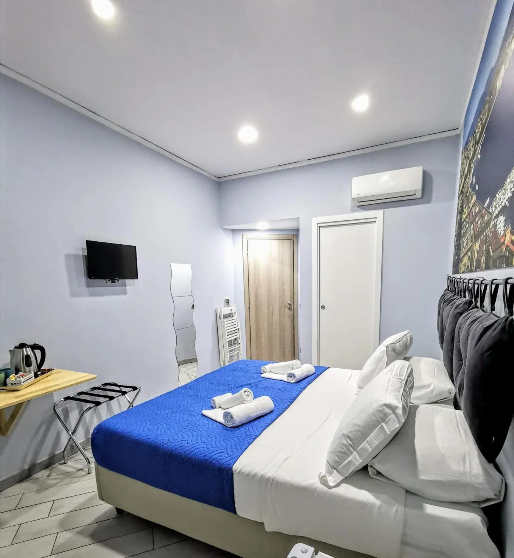 Bed in DUOMO 152 NAPOLI