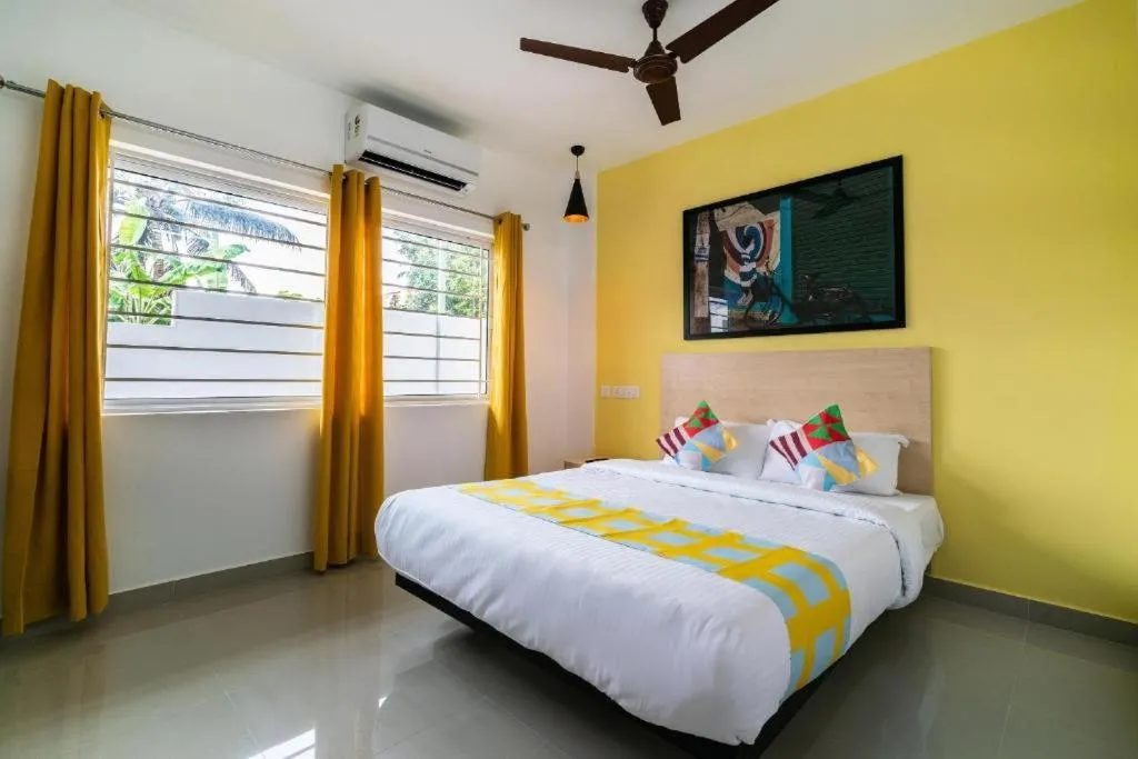 Bed in Flamingo Suites