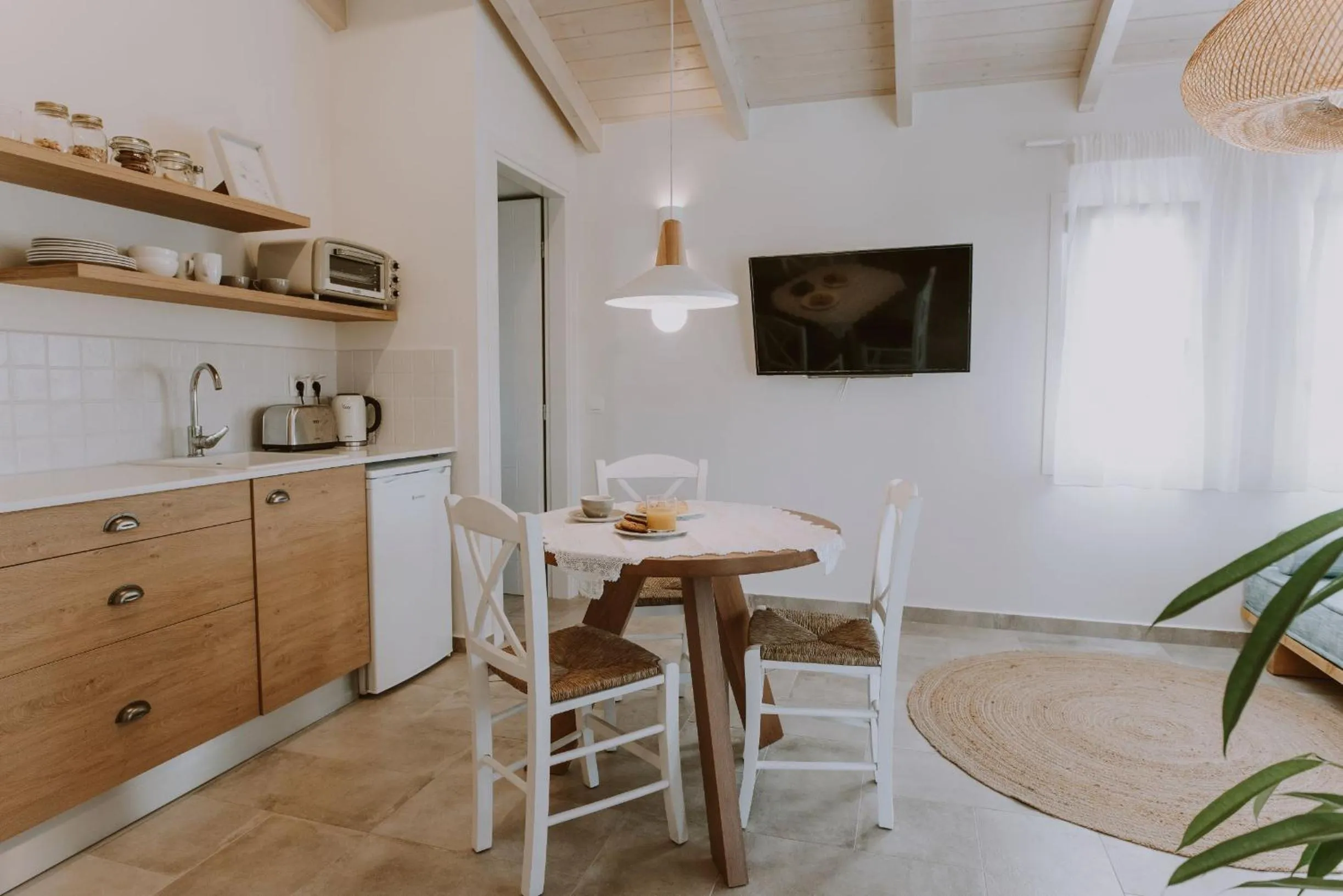 TV and multimedia in ERIEL Boutique Apartments