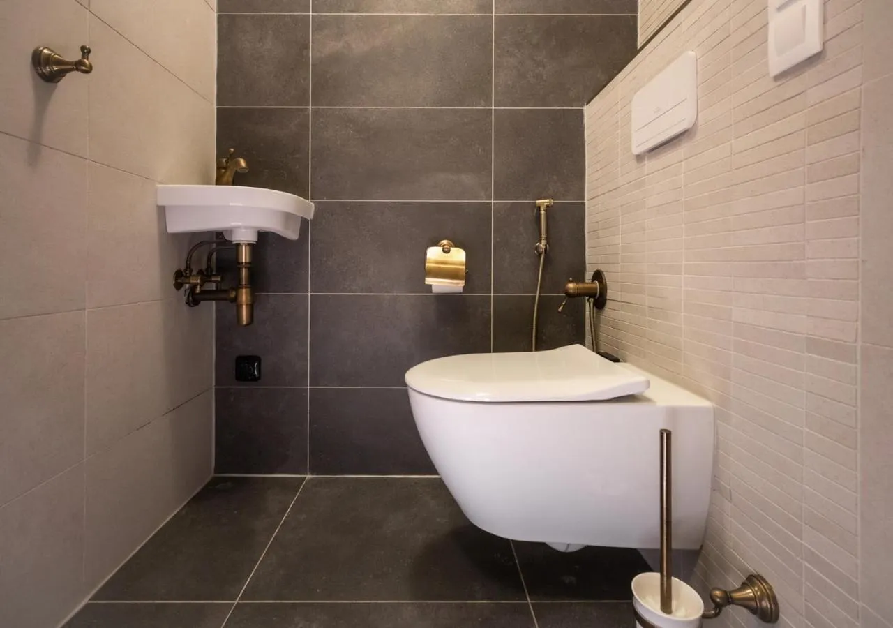 Toilet in EFI SPA Hotel Superior & Pivovar