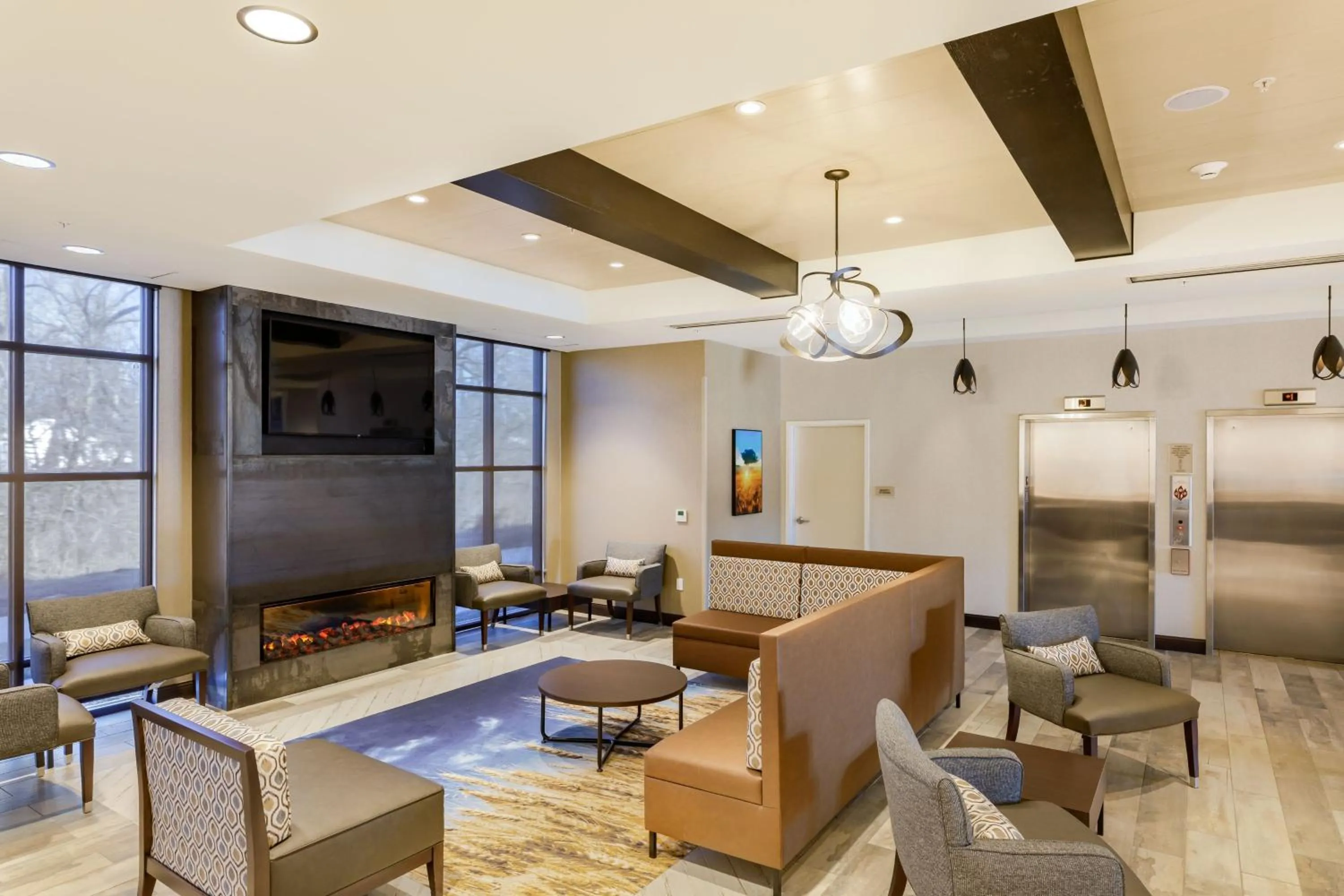 Lobby or reception in SpringHill Suites by Marriott Topeka Southwest