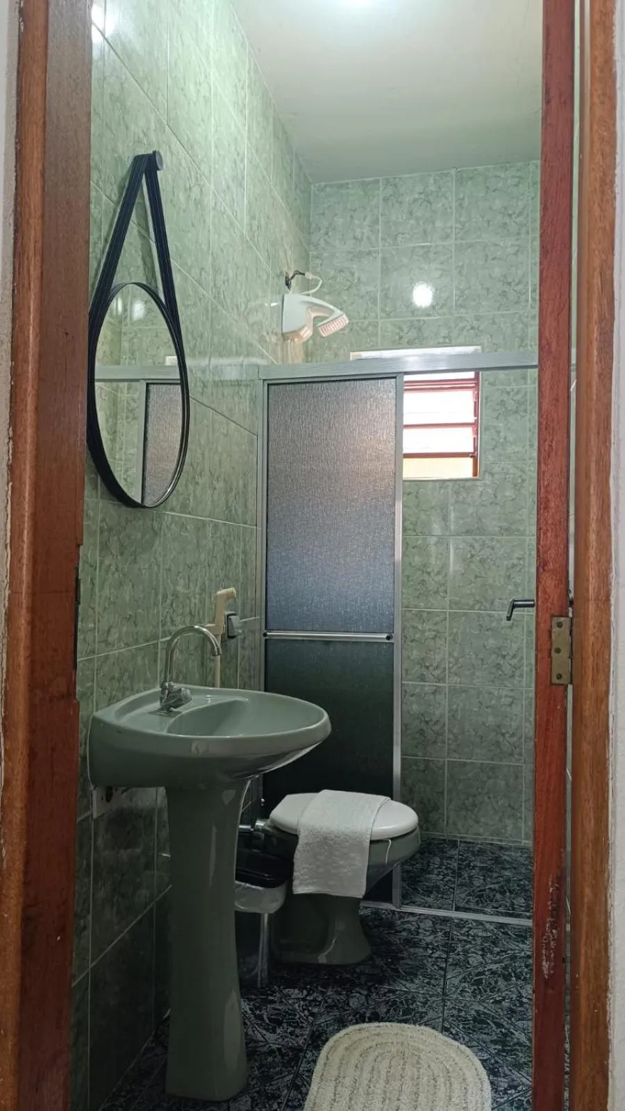 Shower in ANC BOSQUE - 4min do Parque Capivari