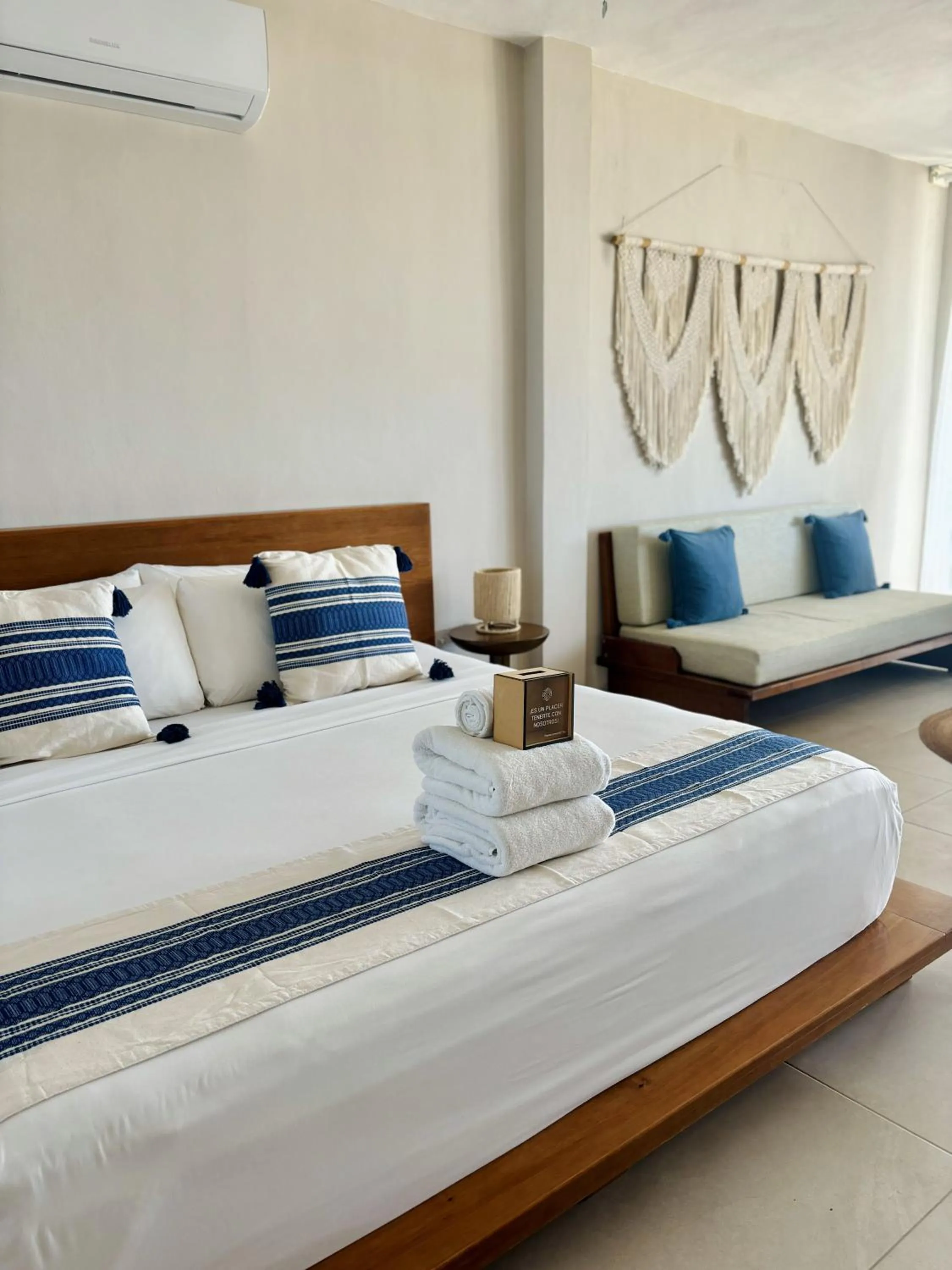 Bedroom, Bed in Noah Beach Hotel & Suites