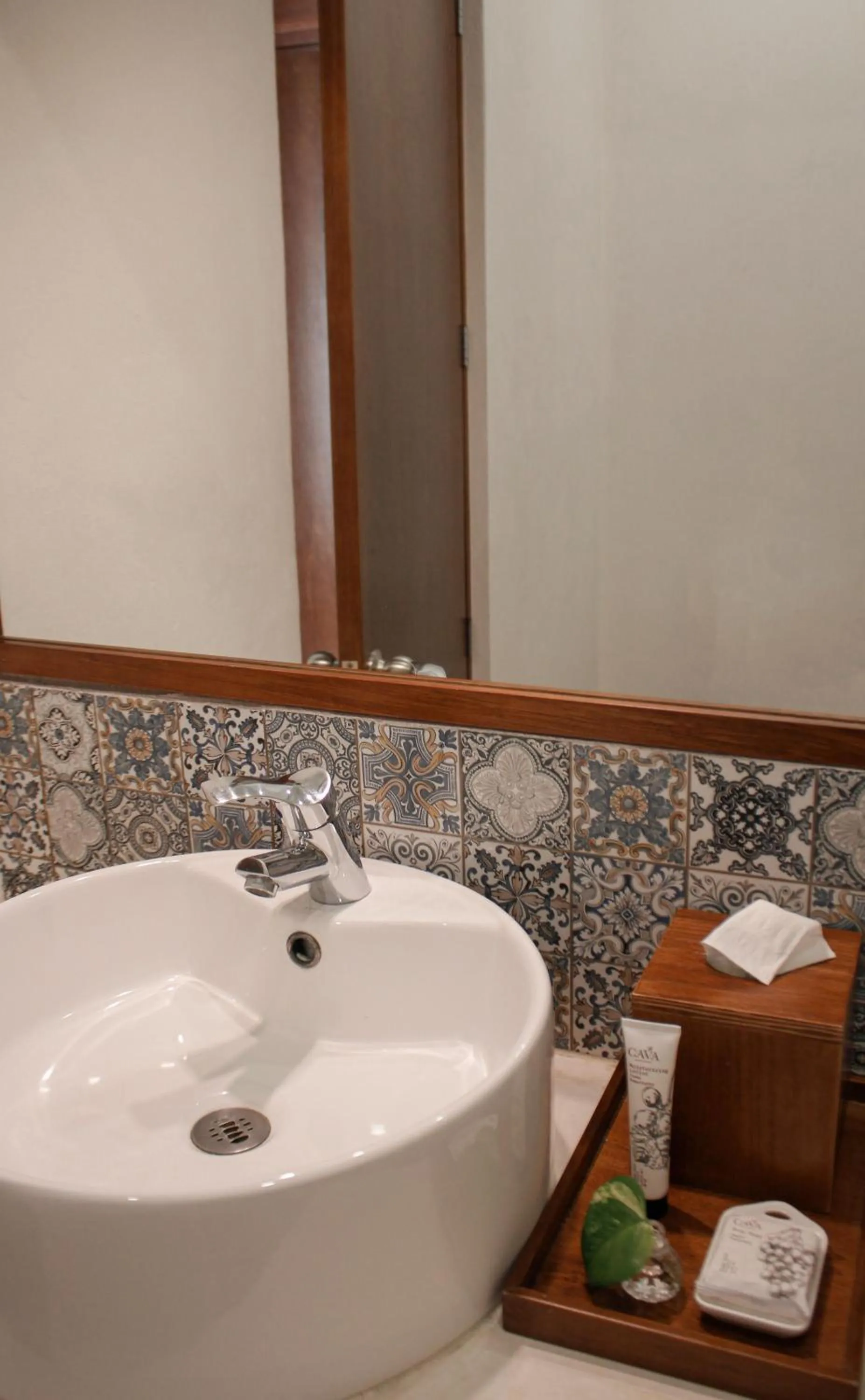 Bathroom in Noah Beach Hotel & Suites