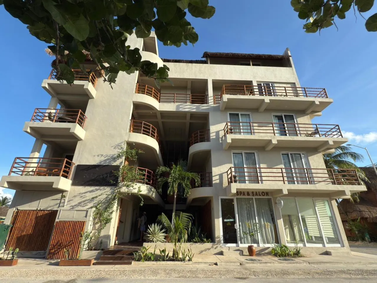Living room in Noah Beach Hotel & Suites