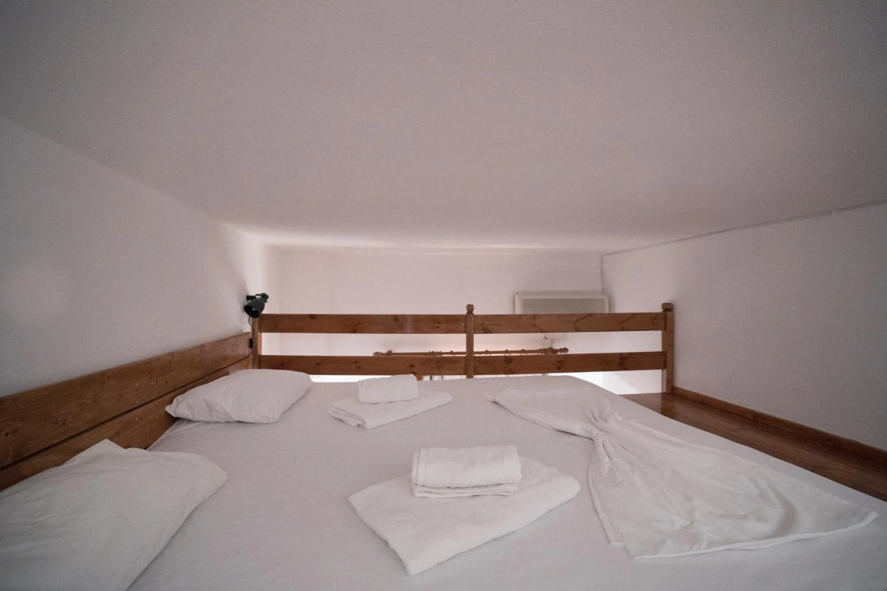 Bed in Κastro Ηotel