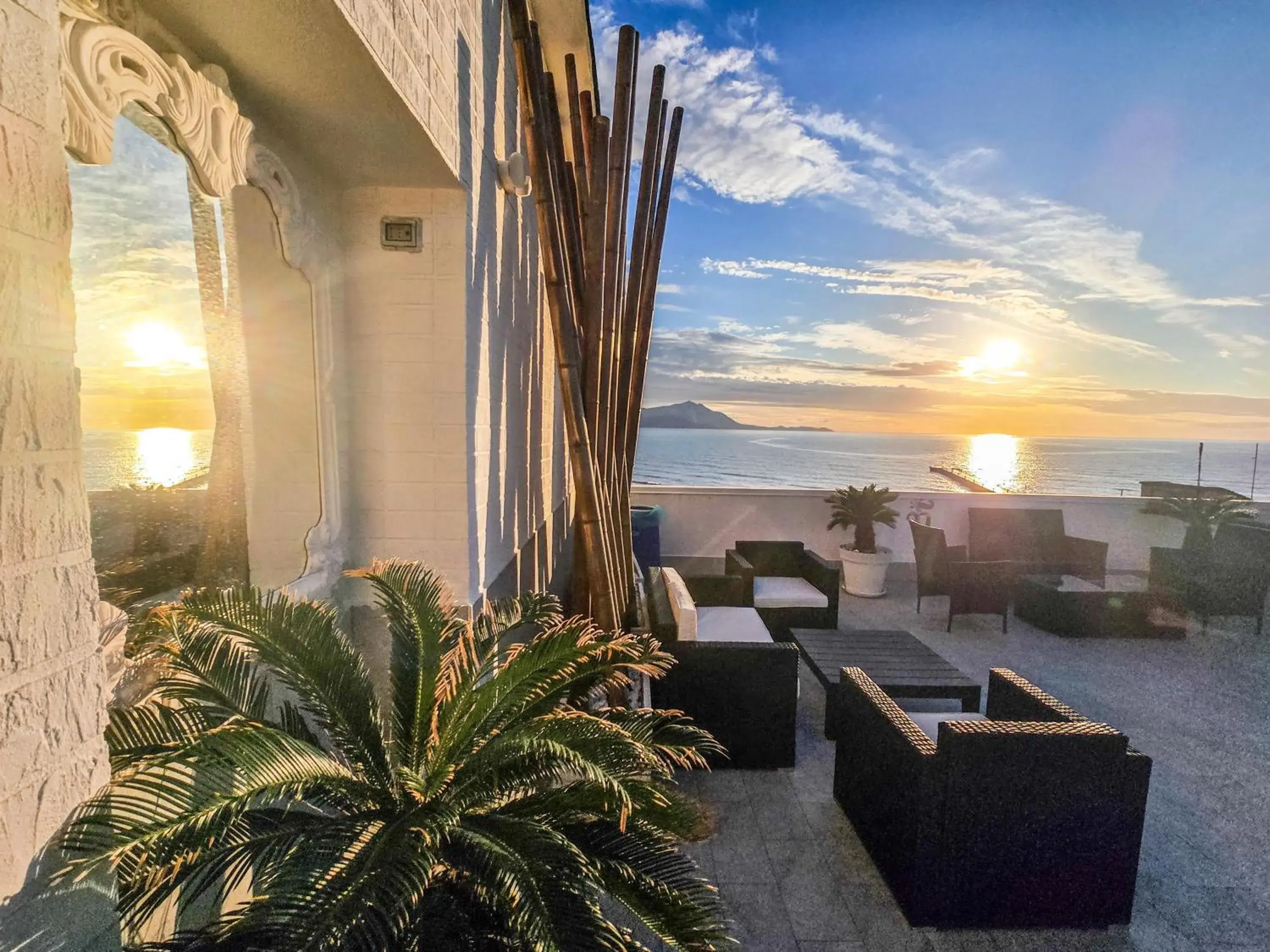 Naro Suites and Rooms Naro Suites and Rooms