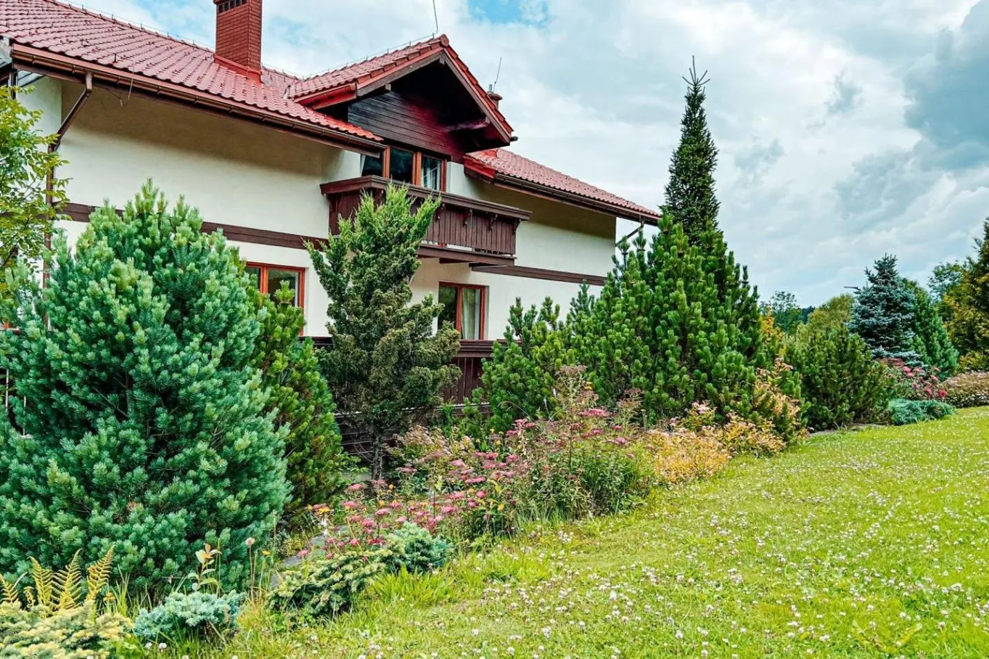Property building in Przystanek Góry