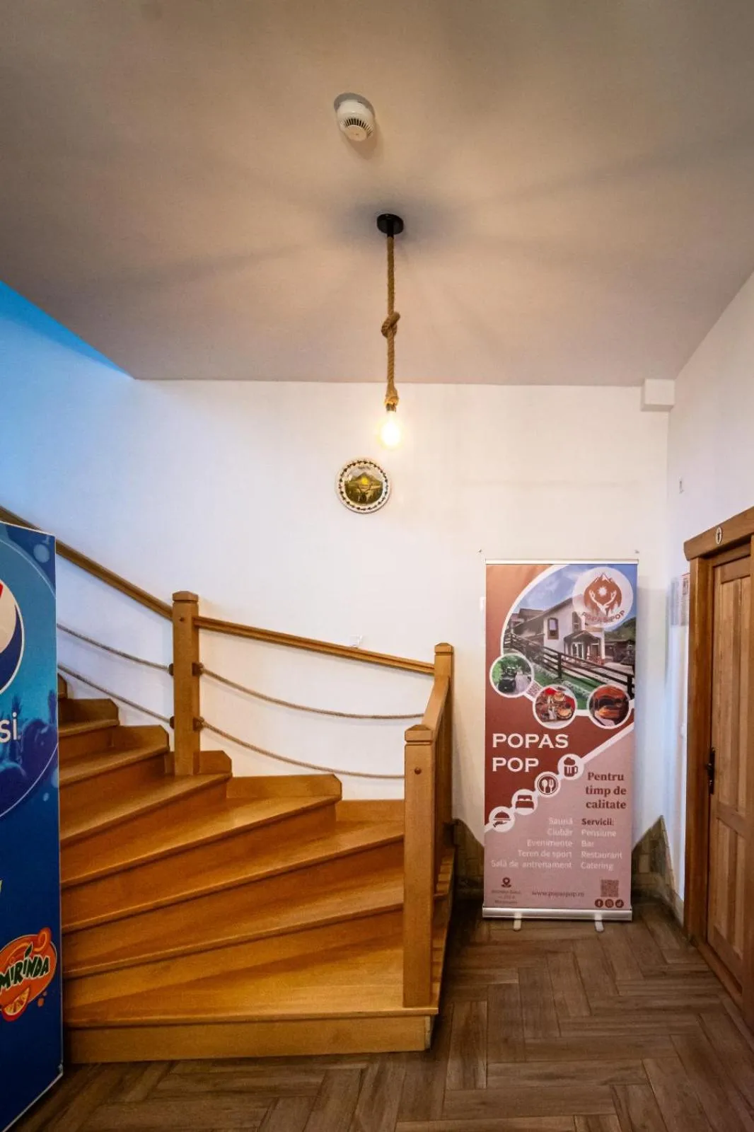 Lobby or reception in Pensiunea Popas Pop, Strambu-Baiut, Maramures