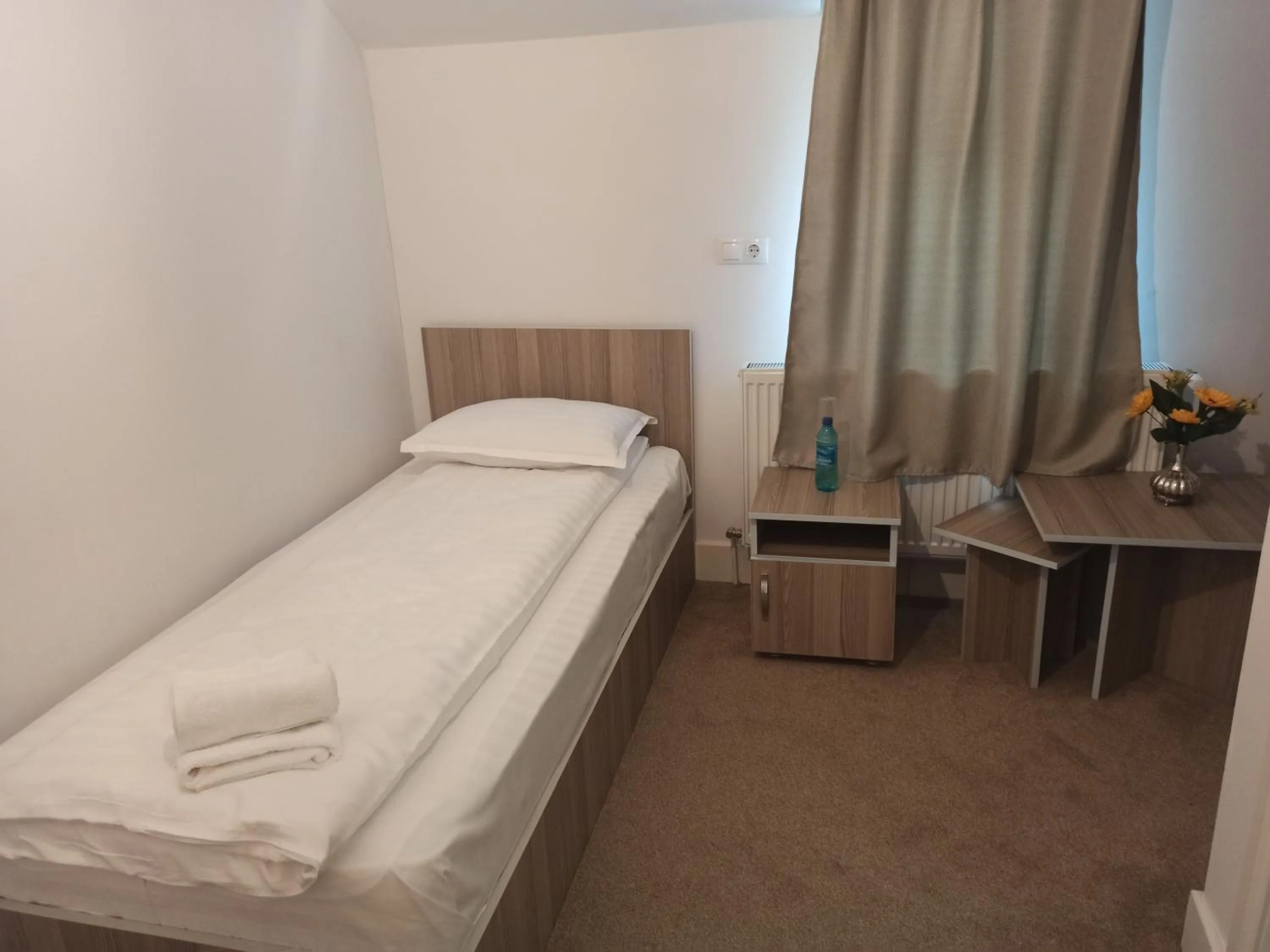 Photo of the whole room, Bed in Pensiunea Popas Pop, Strambu-Baiut, Maramures