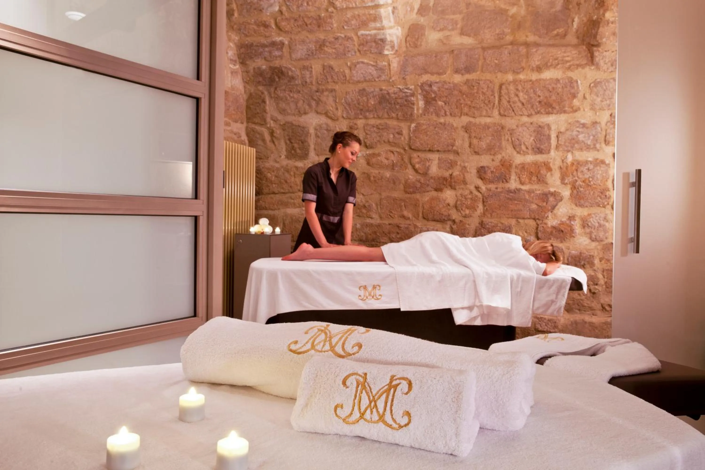 Massage, Bed in La Maison d'Uzès Relais & Châteaux