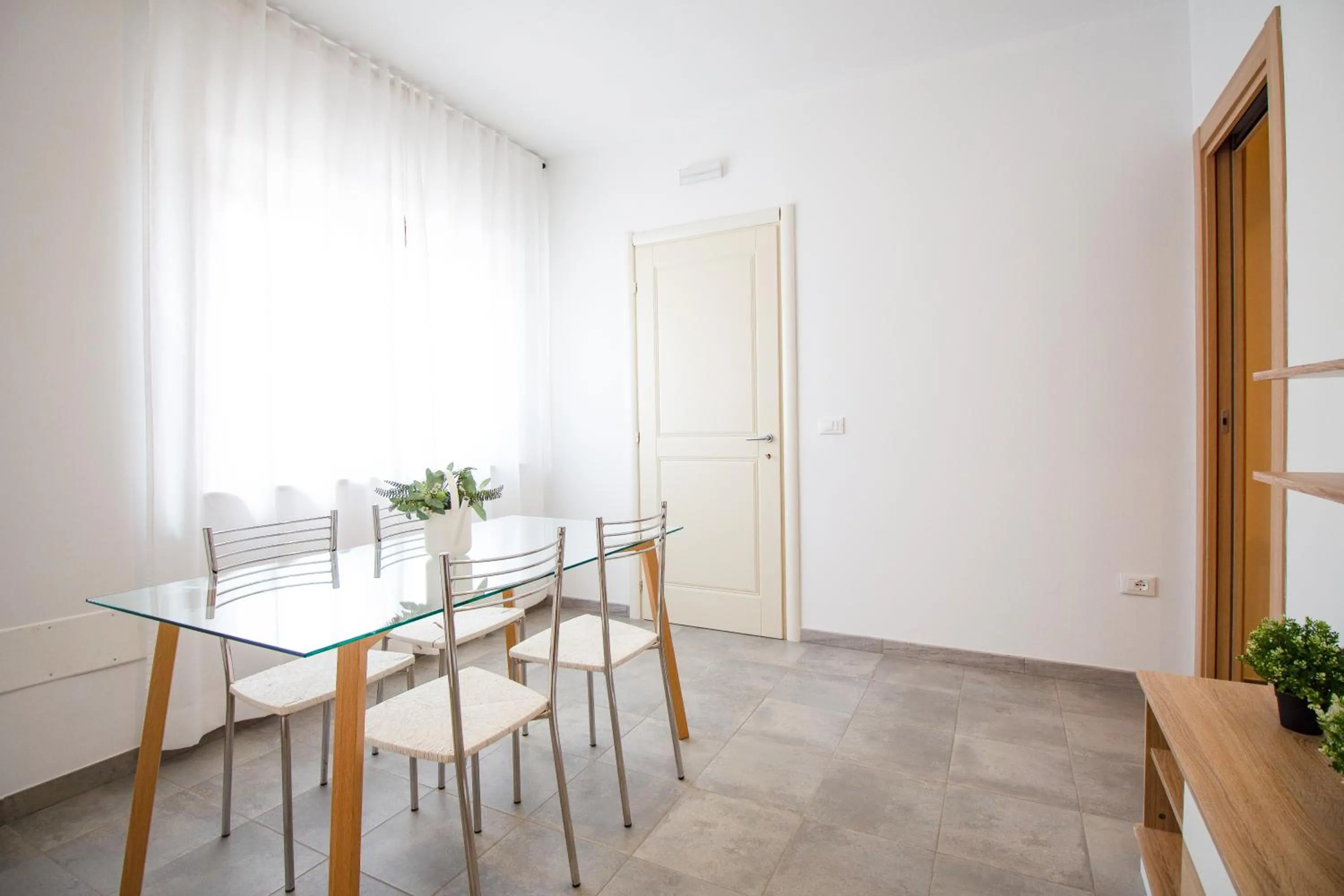 Living room, Dining Area in Wolf House BnB