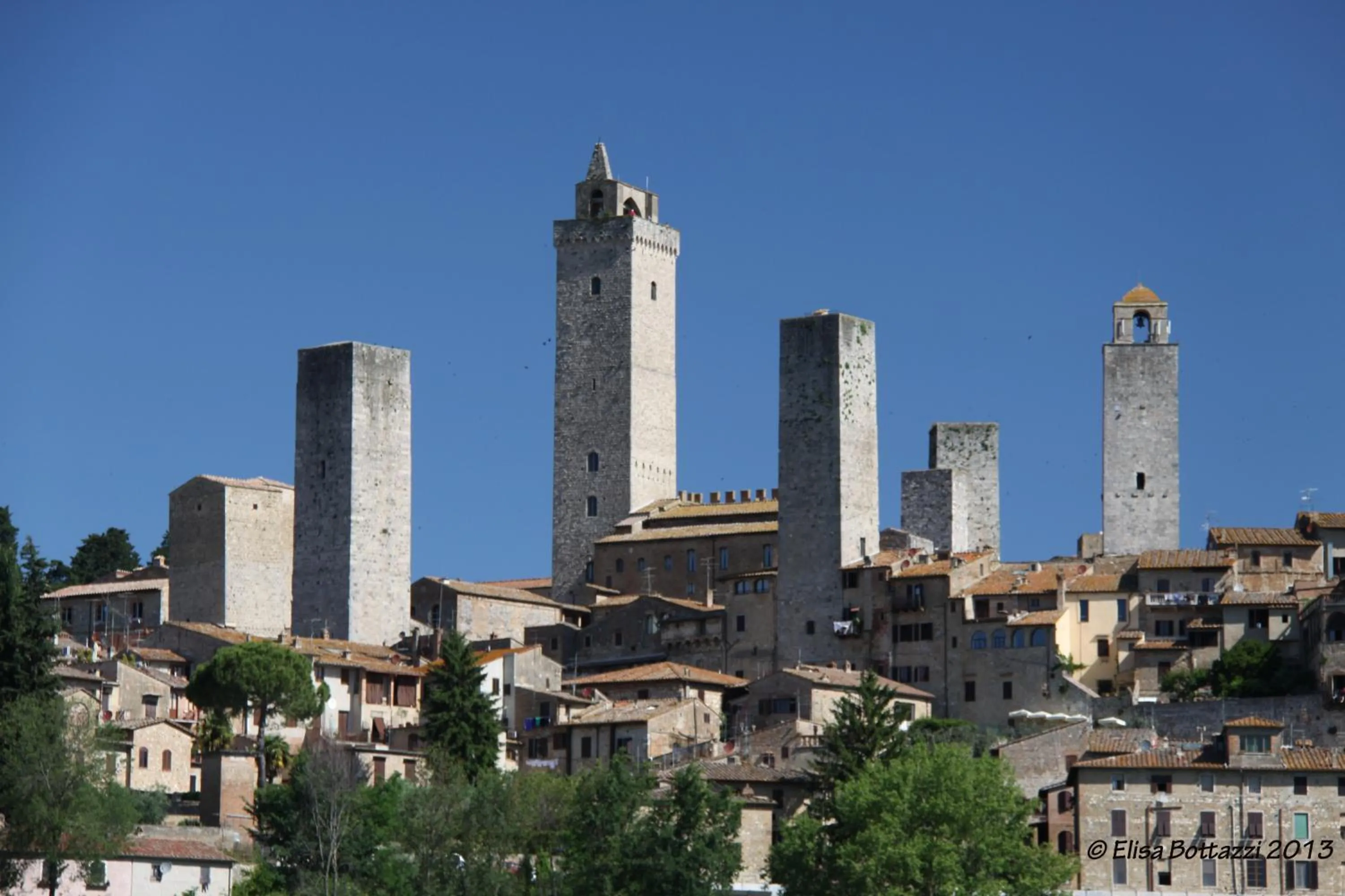 Facade/entrance in B&B Il Fienile San Gimignano