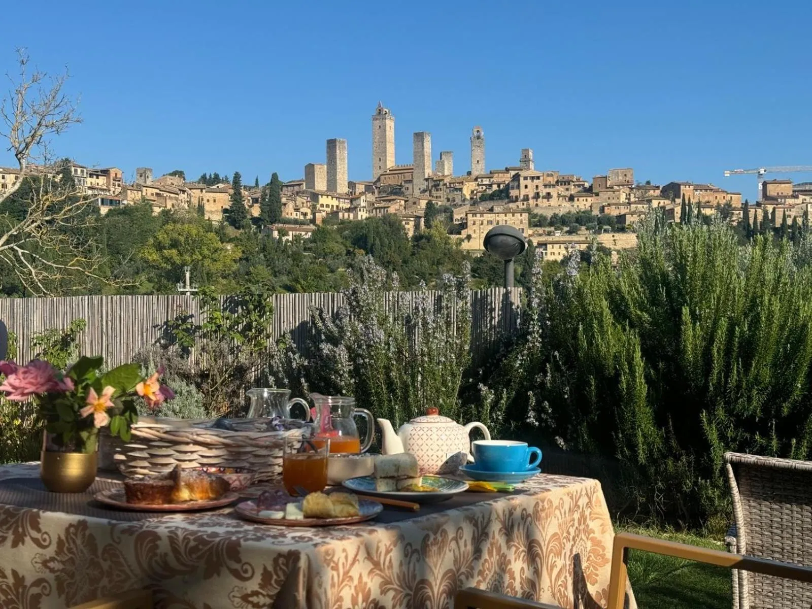 Day in B&B Il Fienile San Gimignano