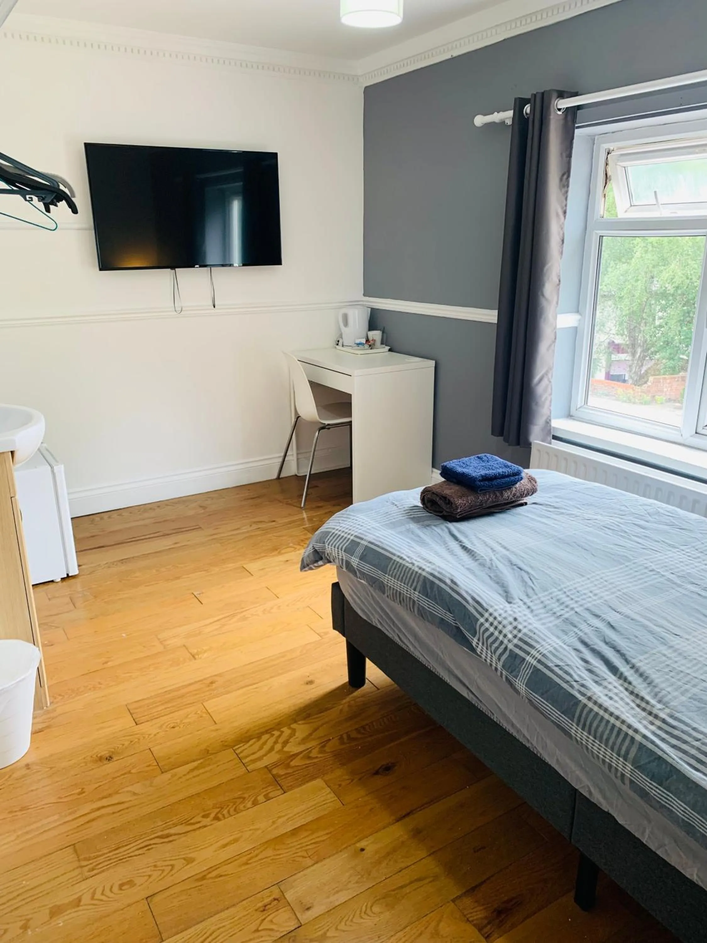 Bed in Circle Guest House Bed Only