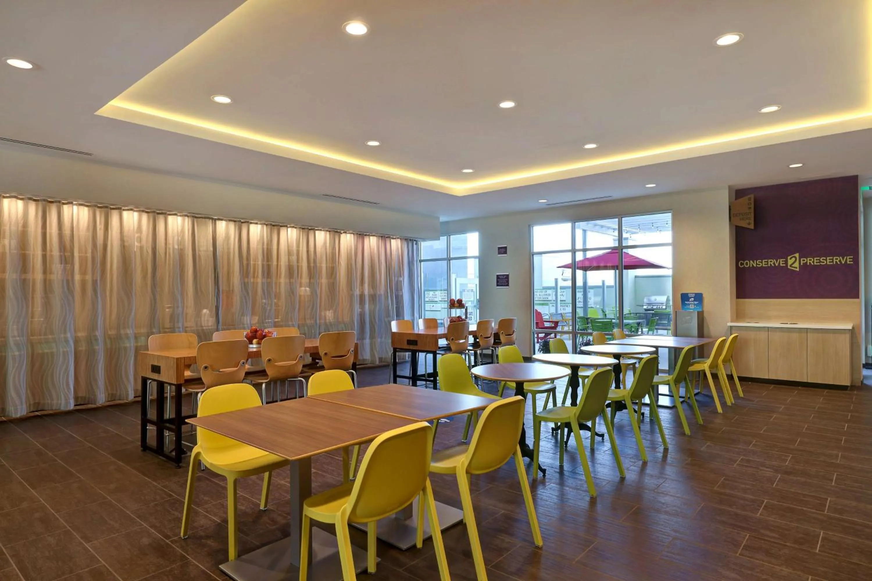 Lobby or reception in Home2 Suites By Hilton Turlock, Ca