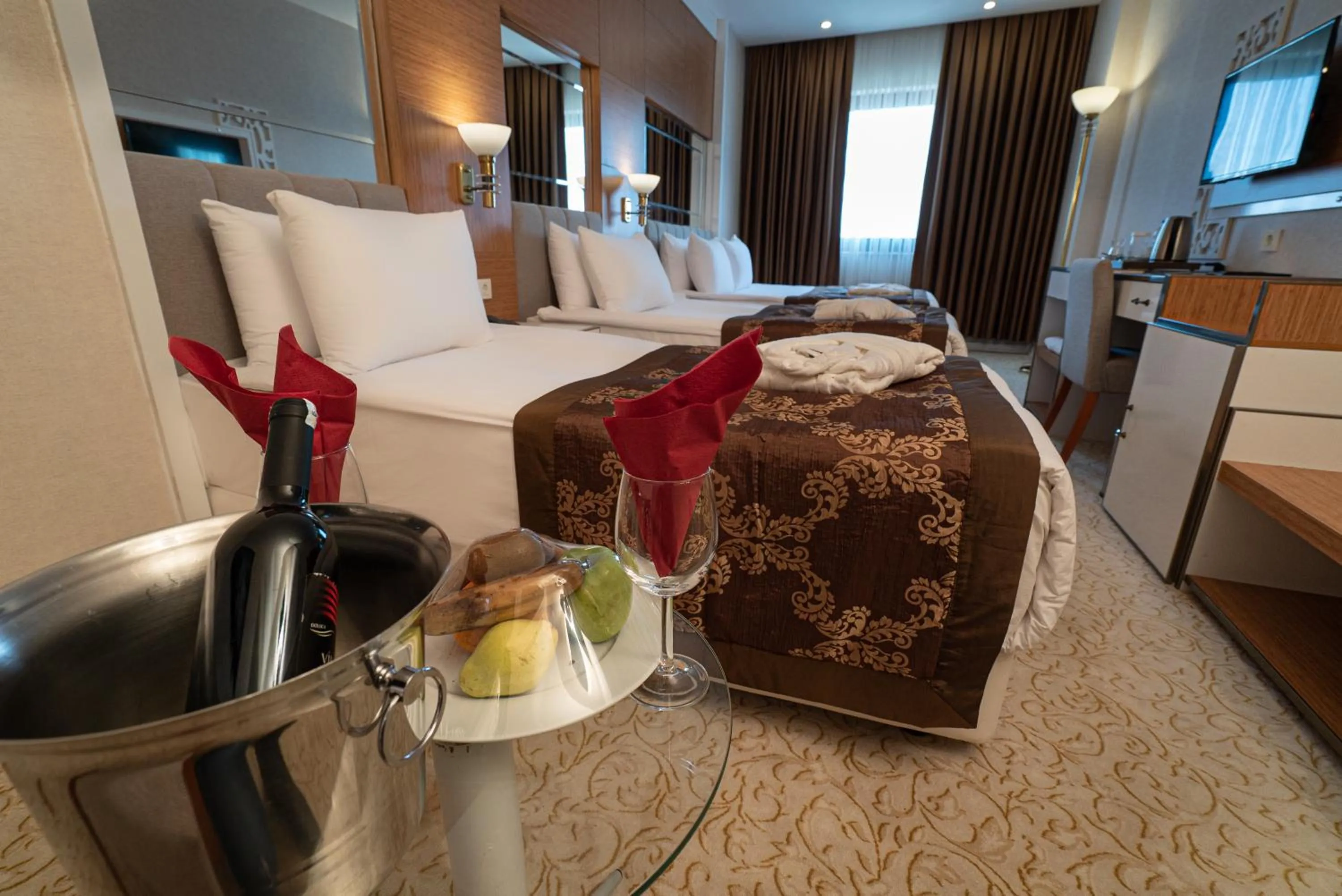 Bedroom in The Green Park Diyarbakir