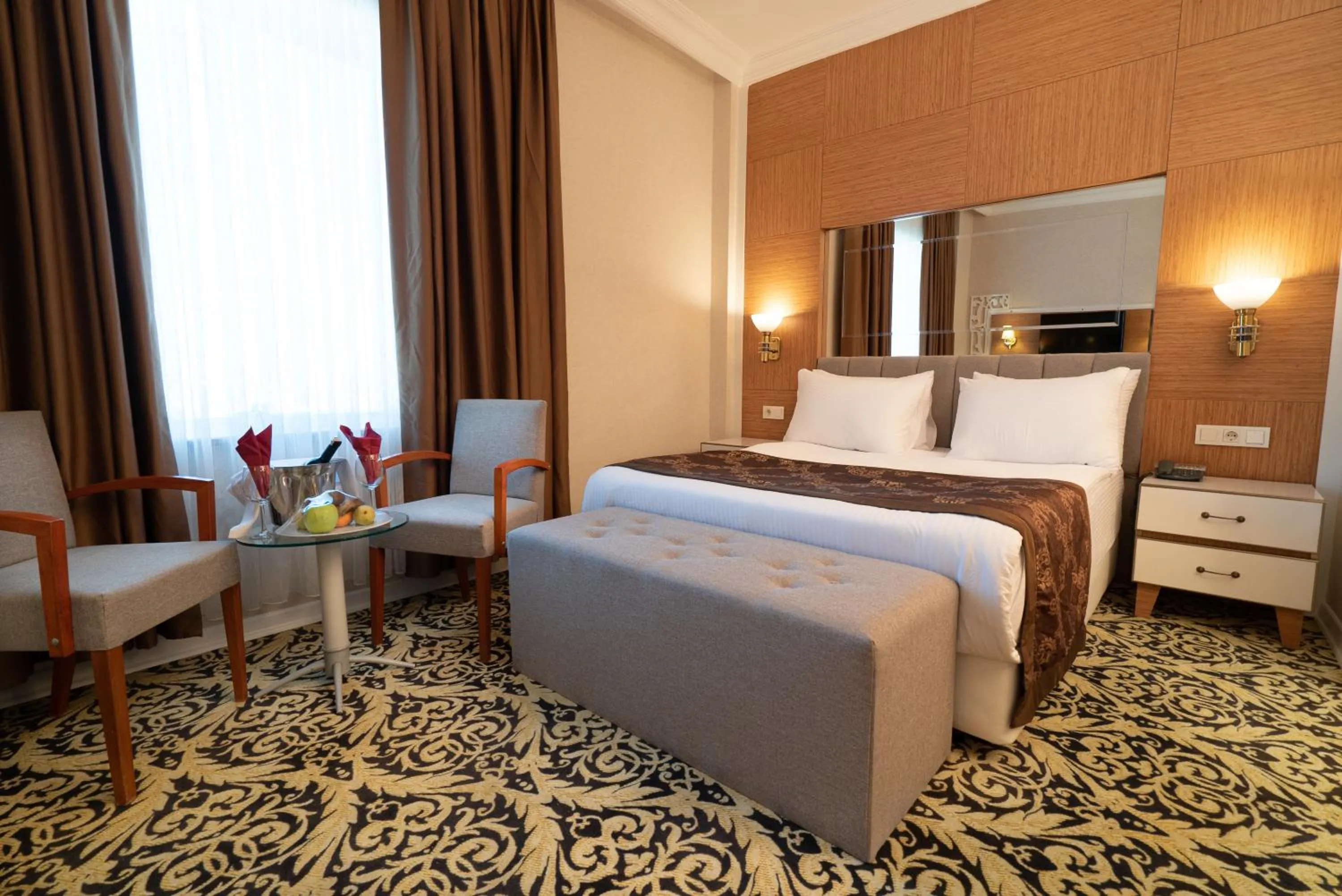 Bed in The Green Park Diyarbakir