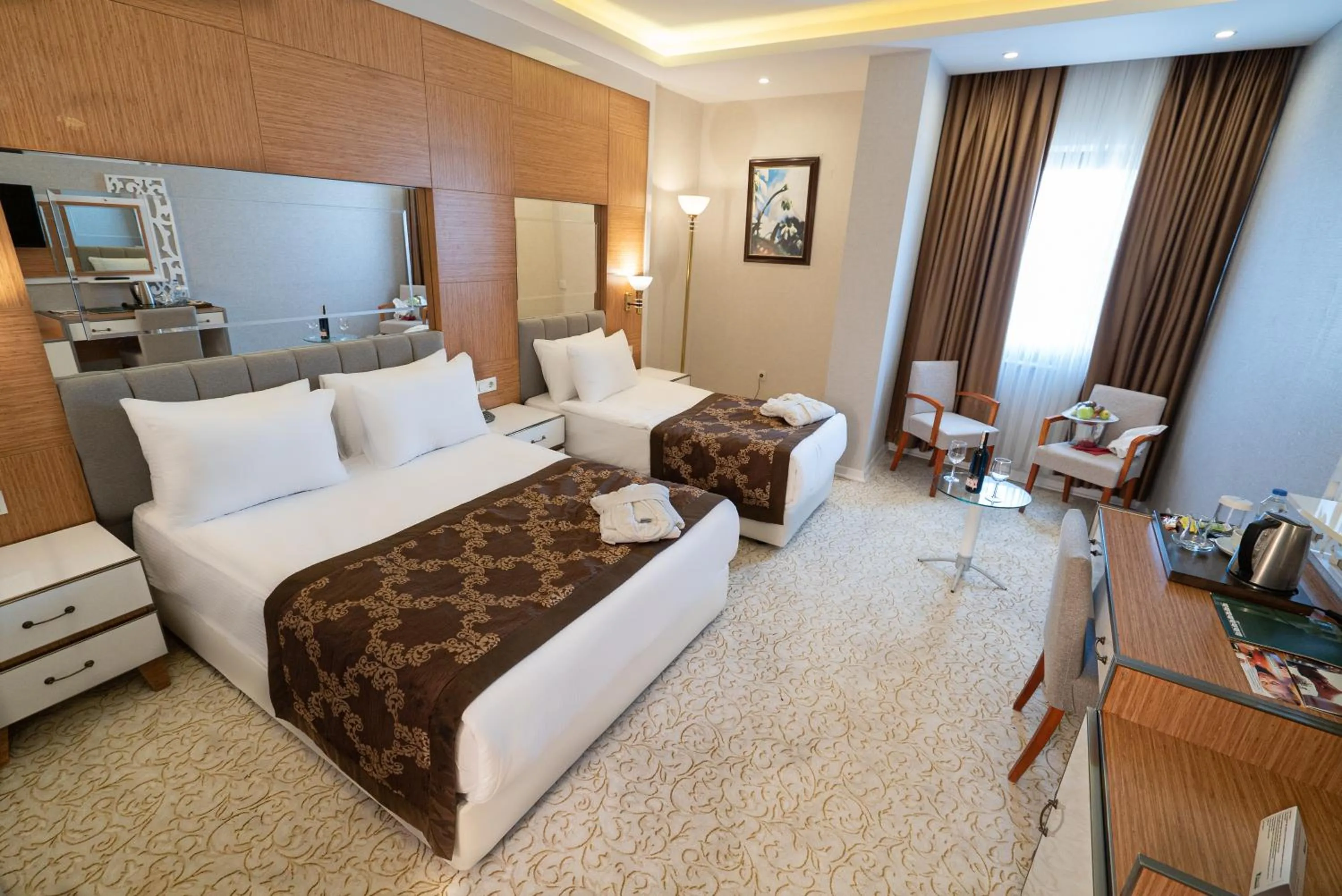 Bedroom in The Green Park Diyarbakir