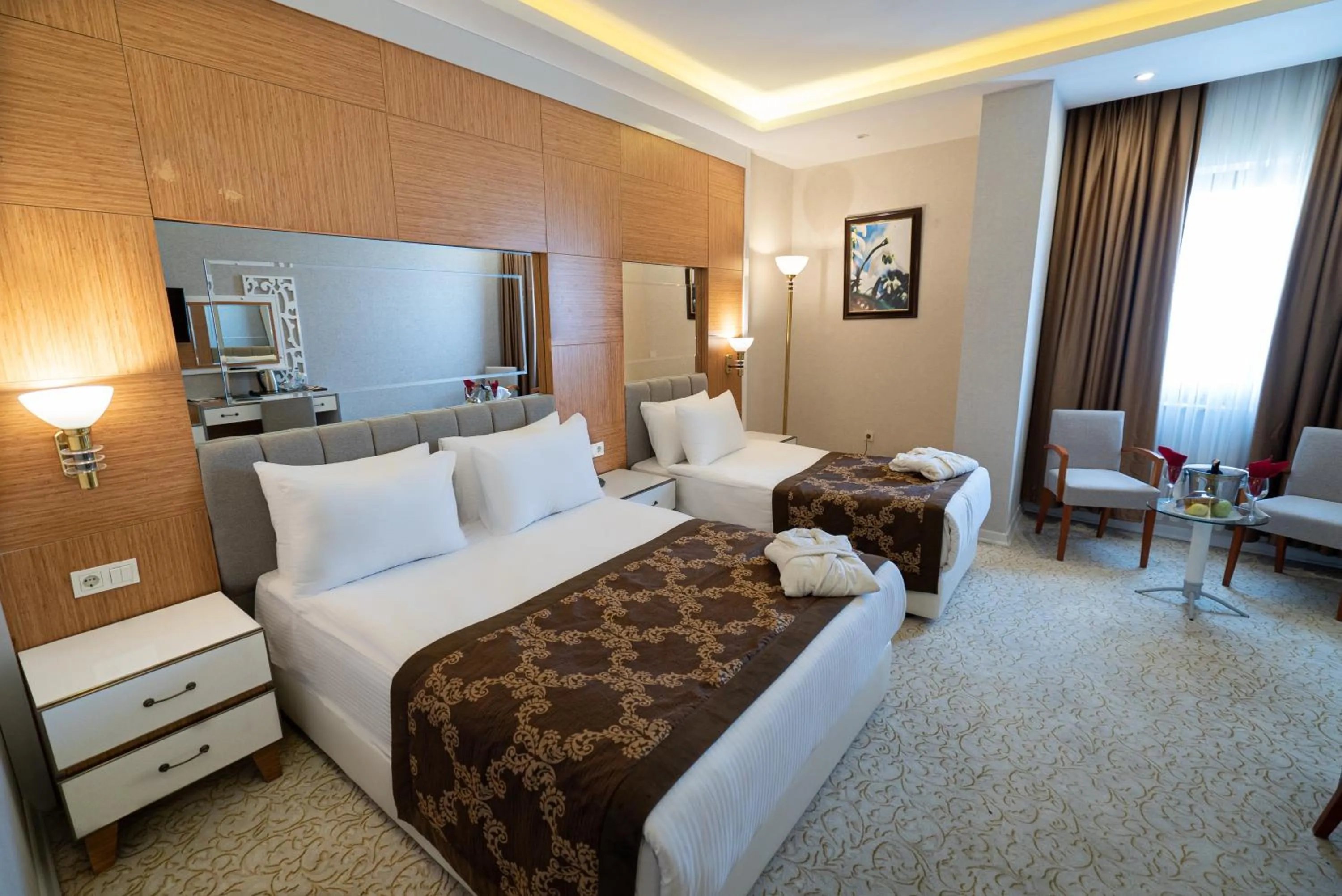 Bedroom in The Green Park Diyarbakir