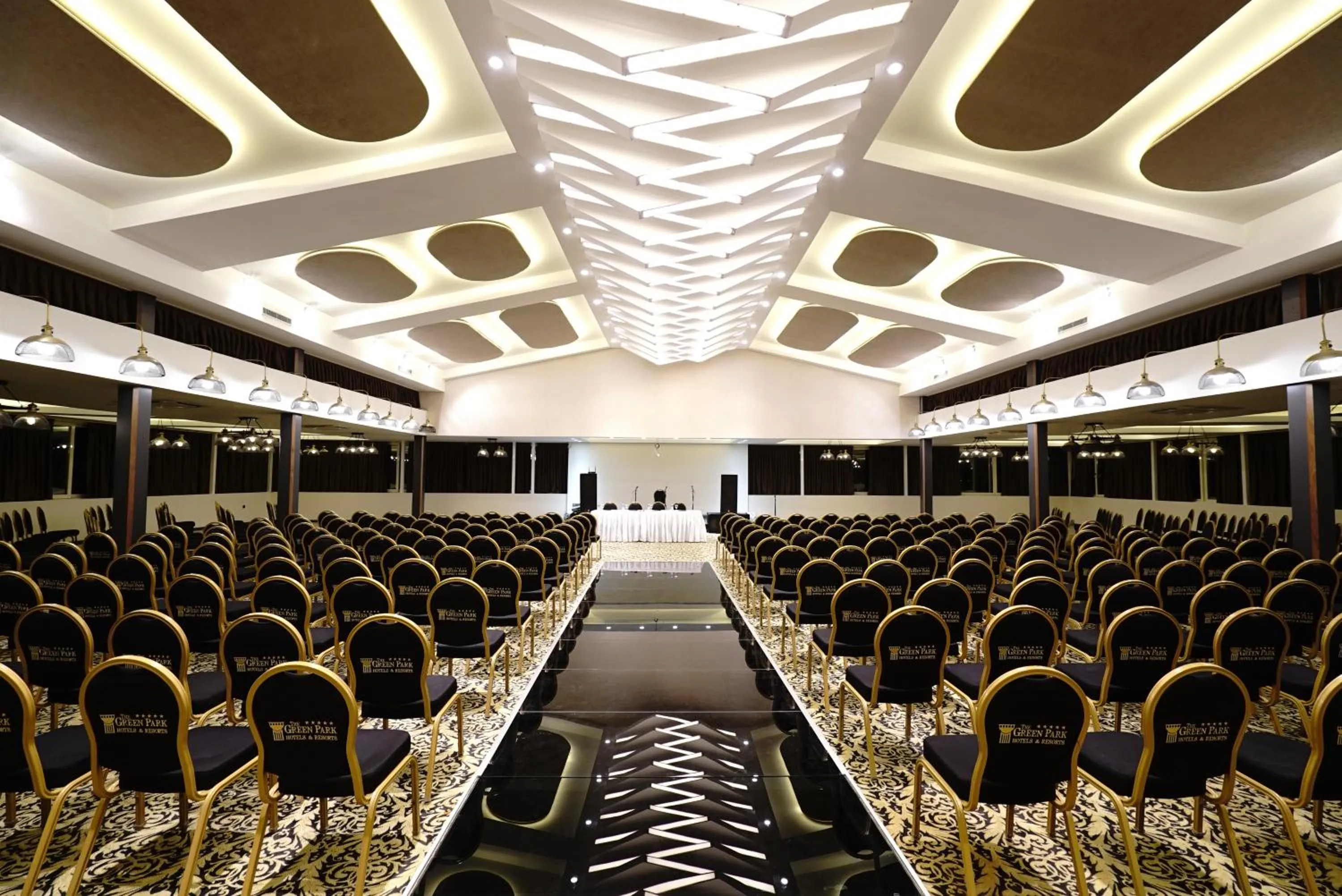 Meeting/conference room in The Green Park Diyarbakir