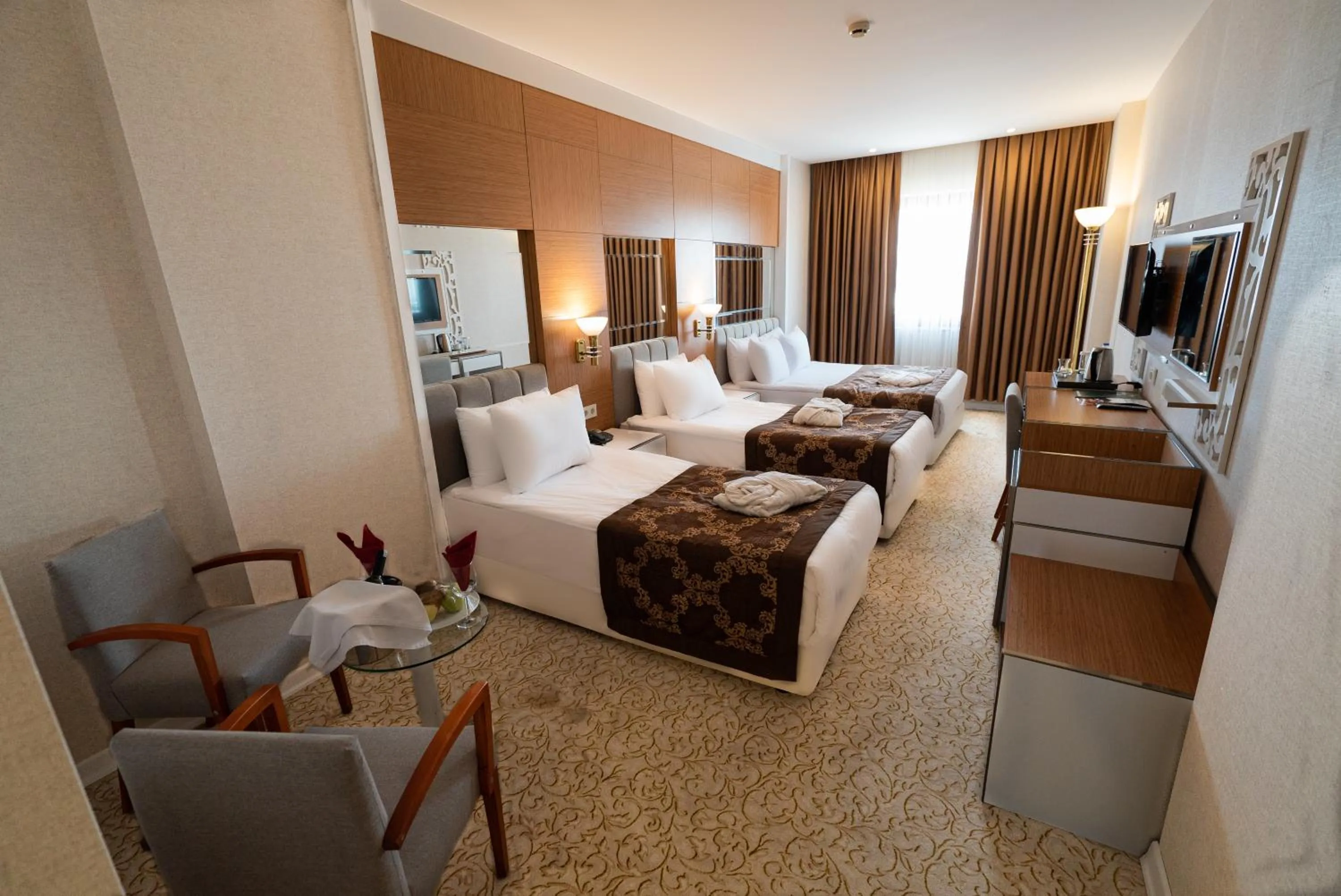 Bedroom in The Green Park Diyarbakir