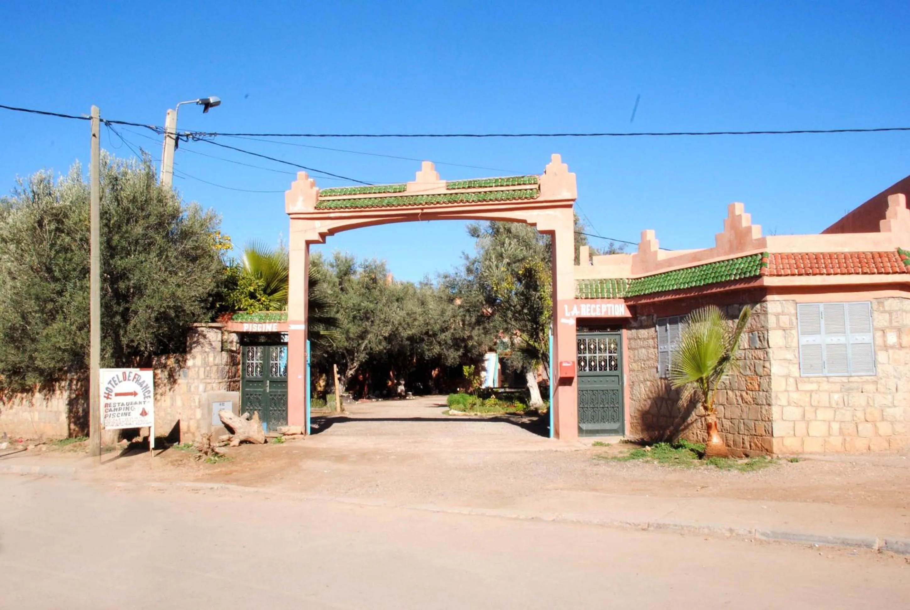 Facade/entrance in Hotel France Ouzoud