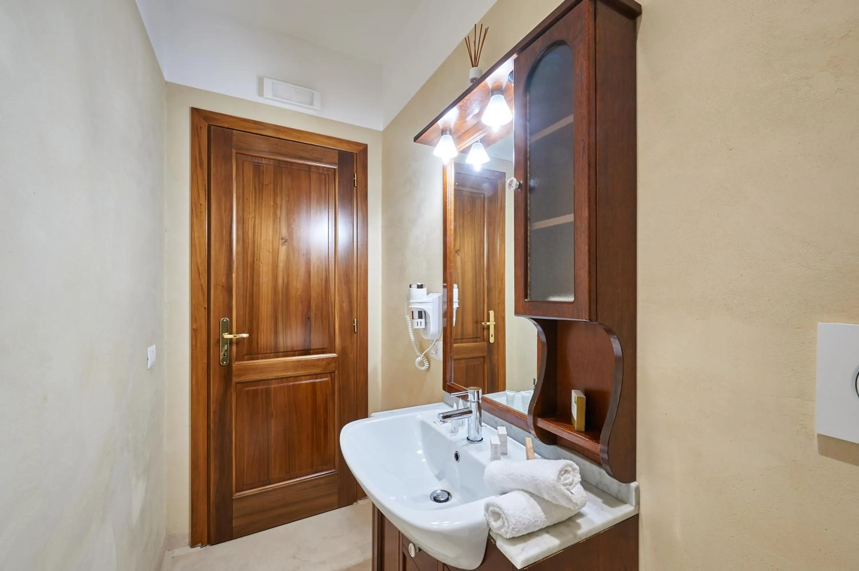 Bathroom in Fabrizio's Rooms