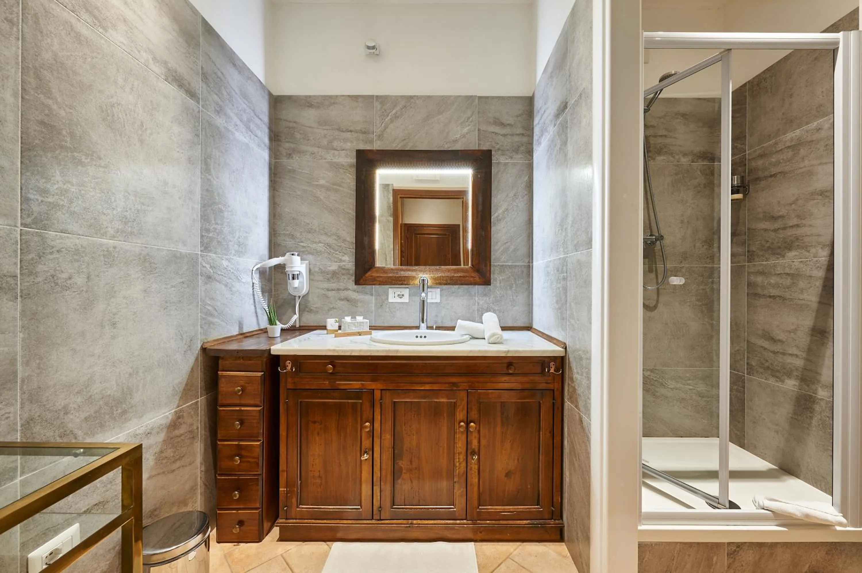 Bathroom in Fabrizio's Rooms